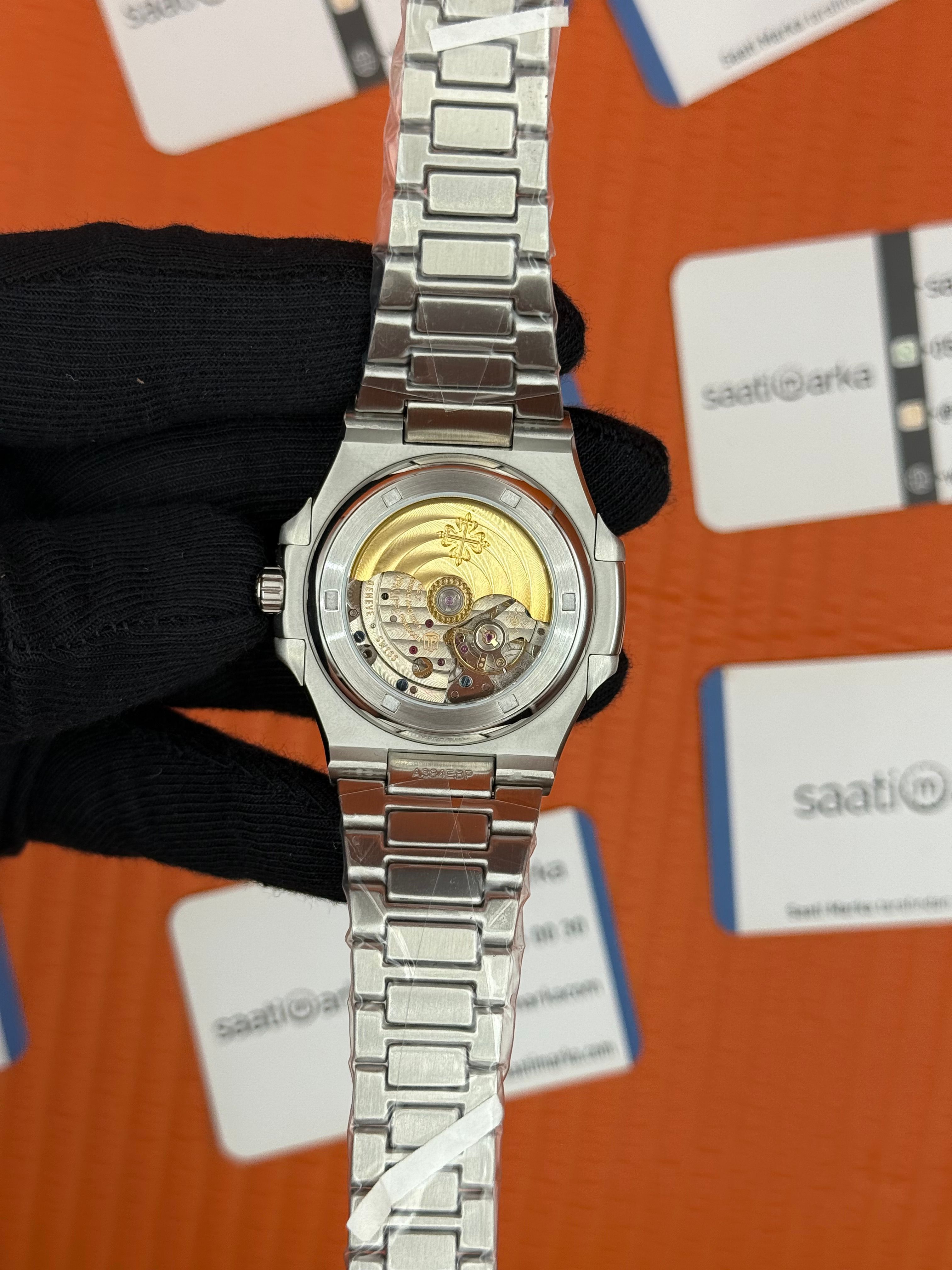 PATEK PHILIPPE nautilus lemon dial silver kasa kordon 