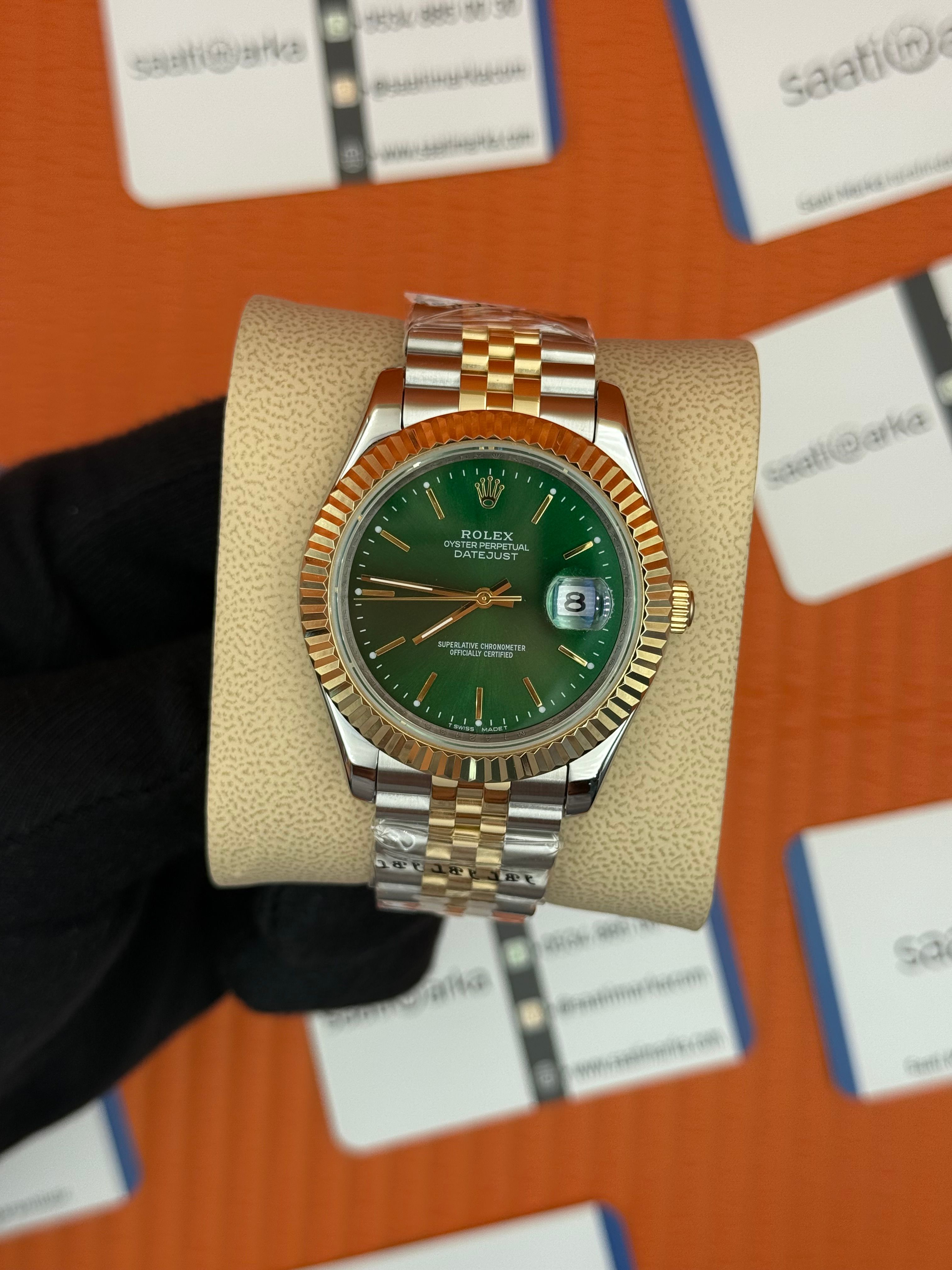 ROLEX Datejust green dial gold-silver jubilee kordon