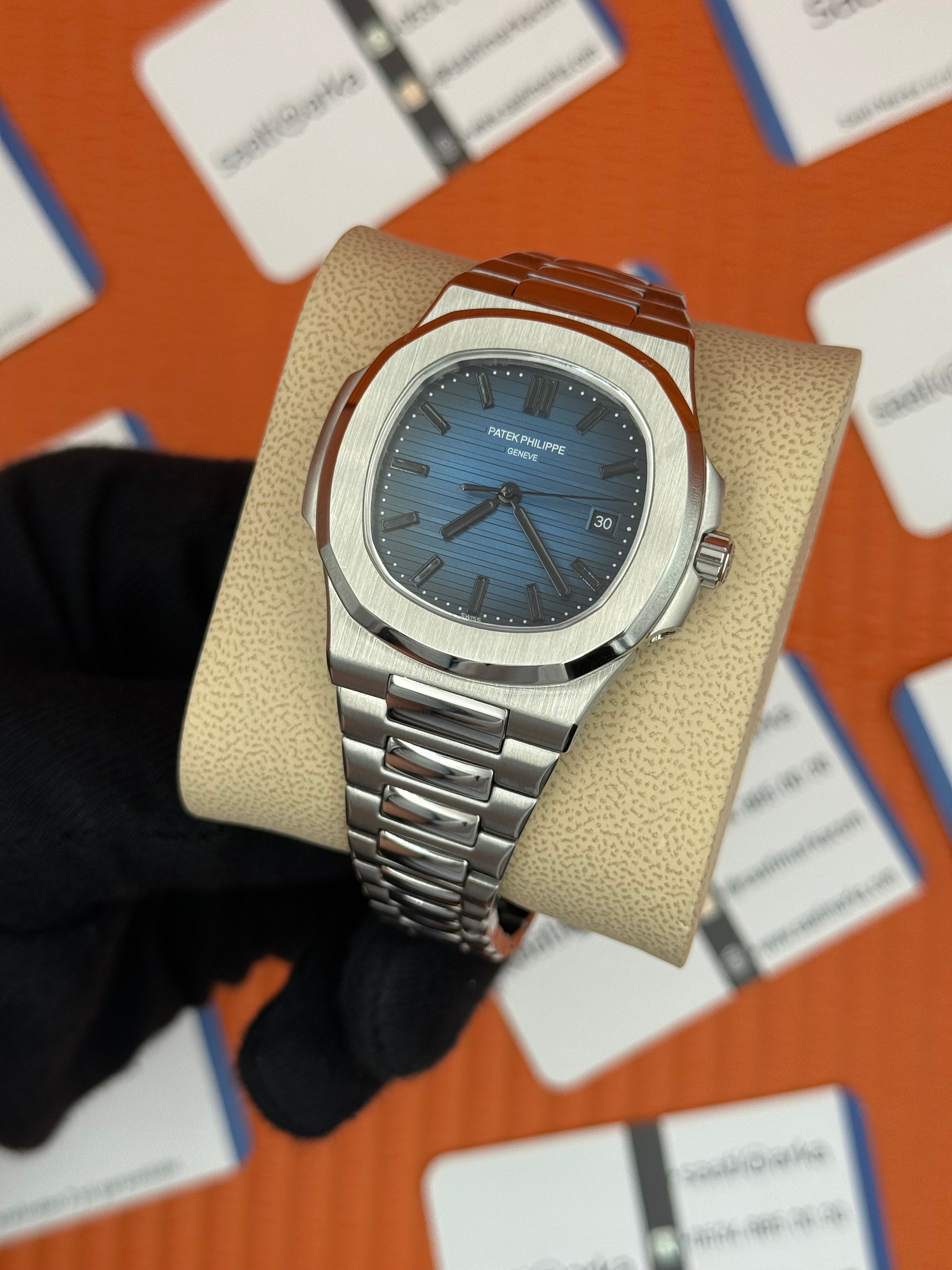 PATEK PHILIPPE NAUTİLUS LACİVERT KADRAN SİLVER KASA-KORDON