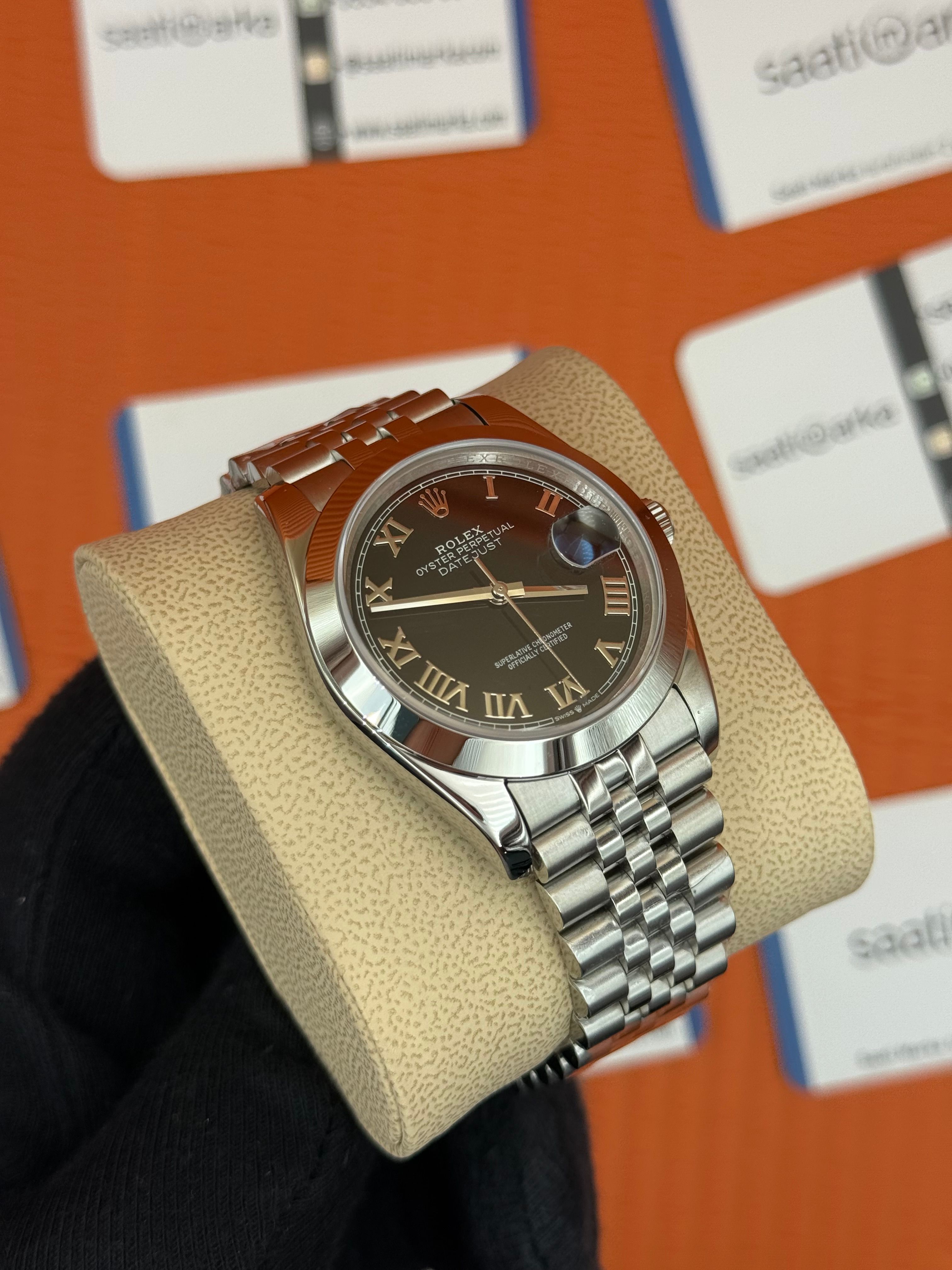 ROLEX Datejust roma rakamlı black dial silver jubilee kordon