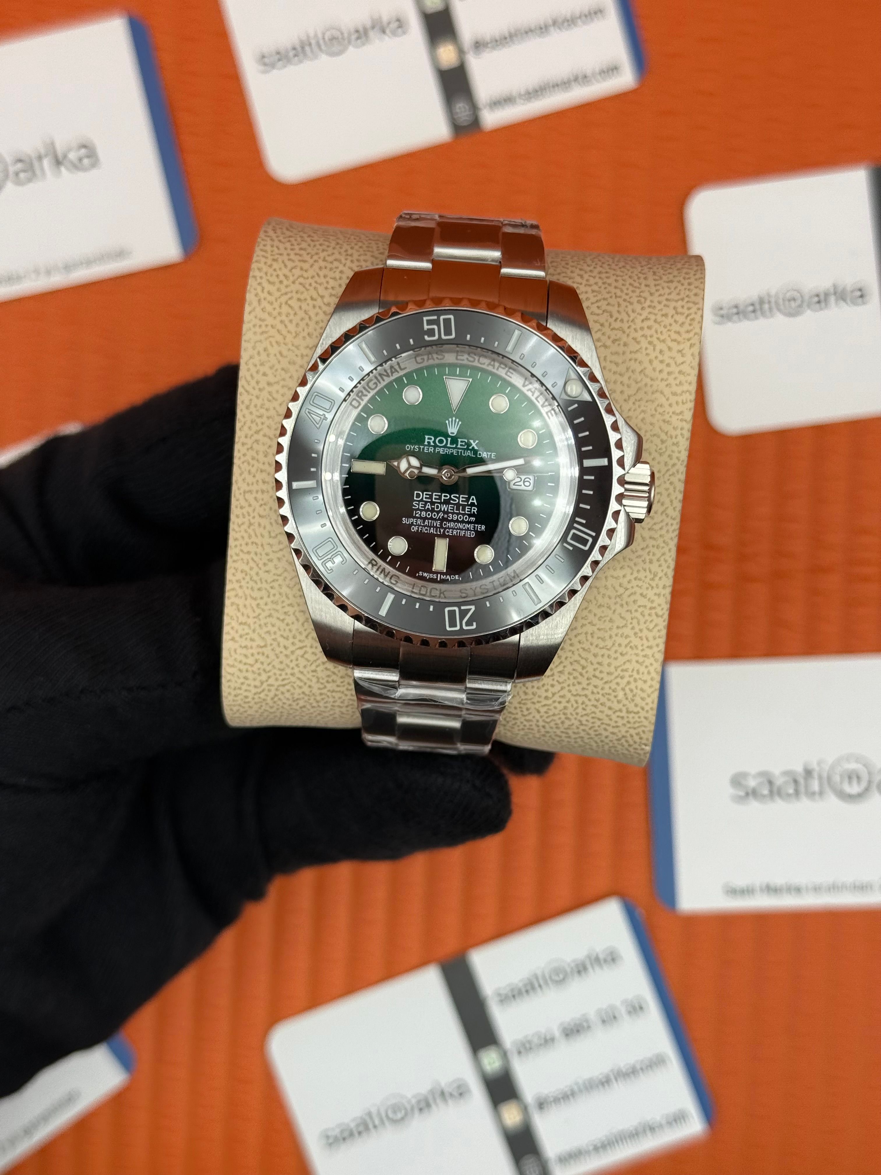 ROLEX Deepsea oyster date green black dial silver kasa-kordon