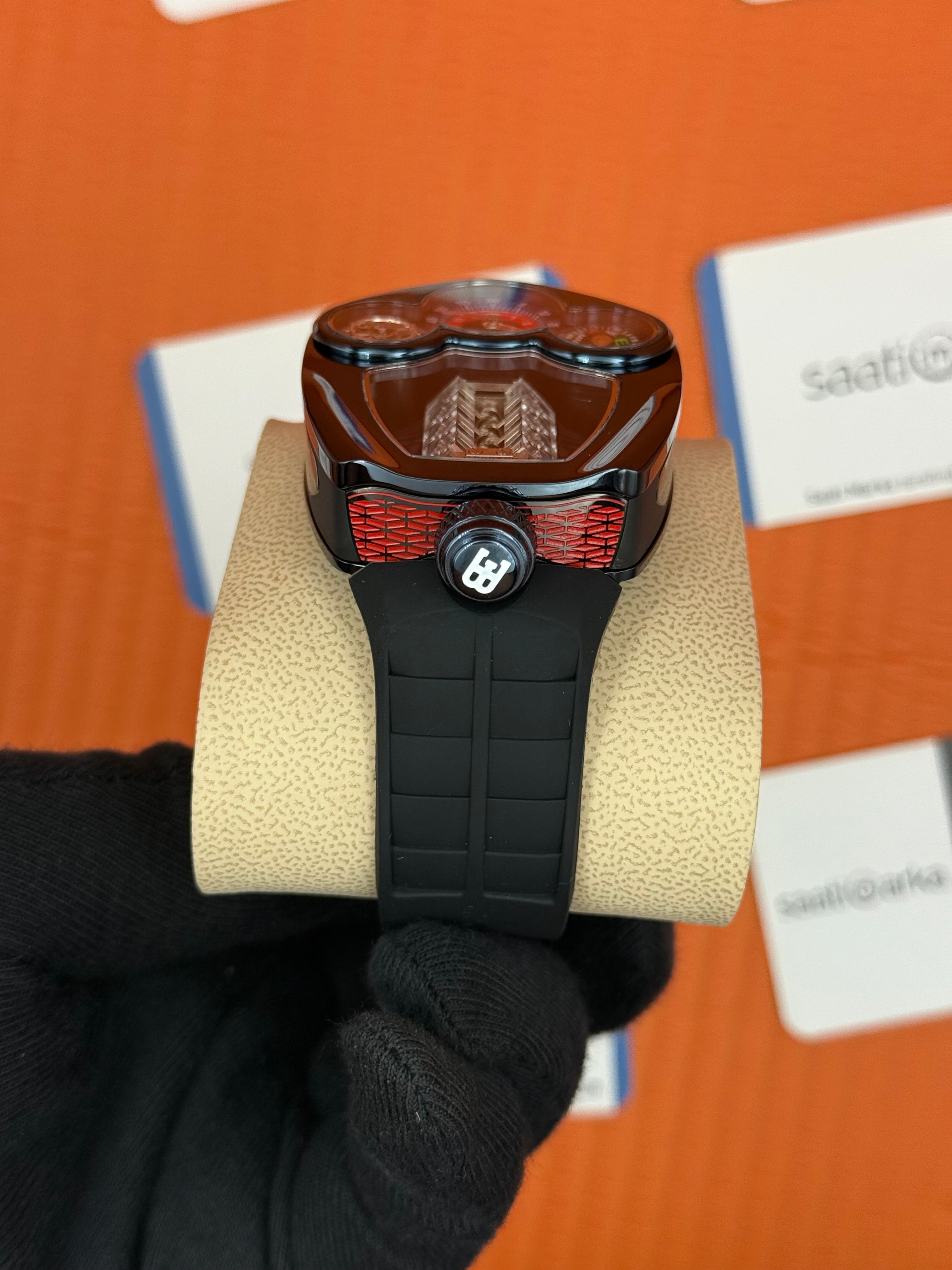 JACOB&CO BUGATTI  turbillon lacivert kasa siyah kauçuk kordon 