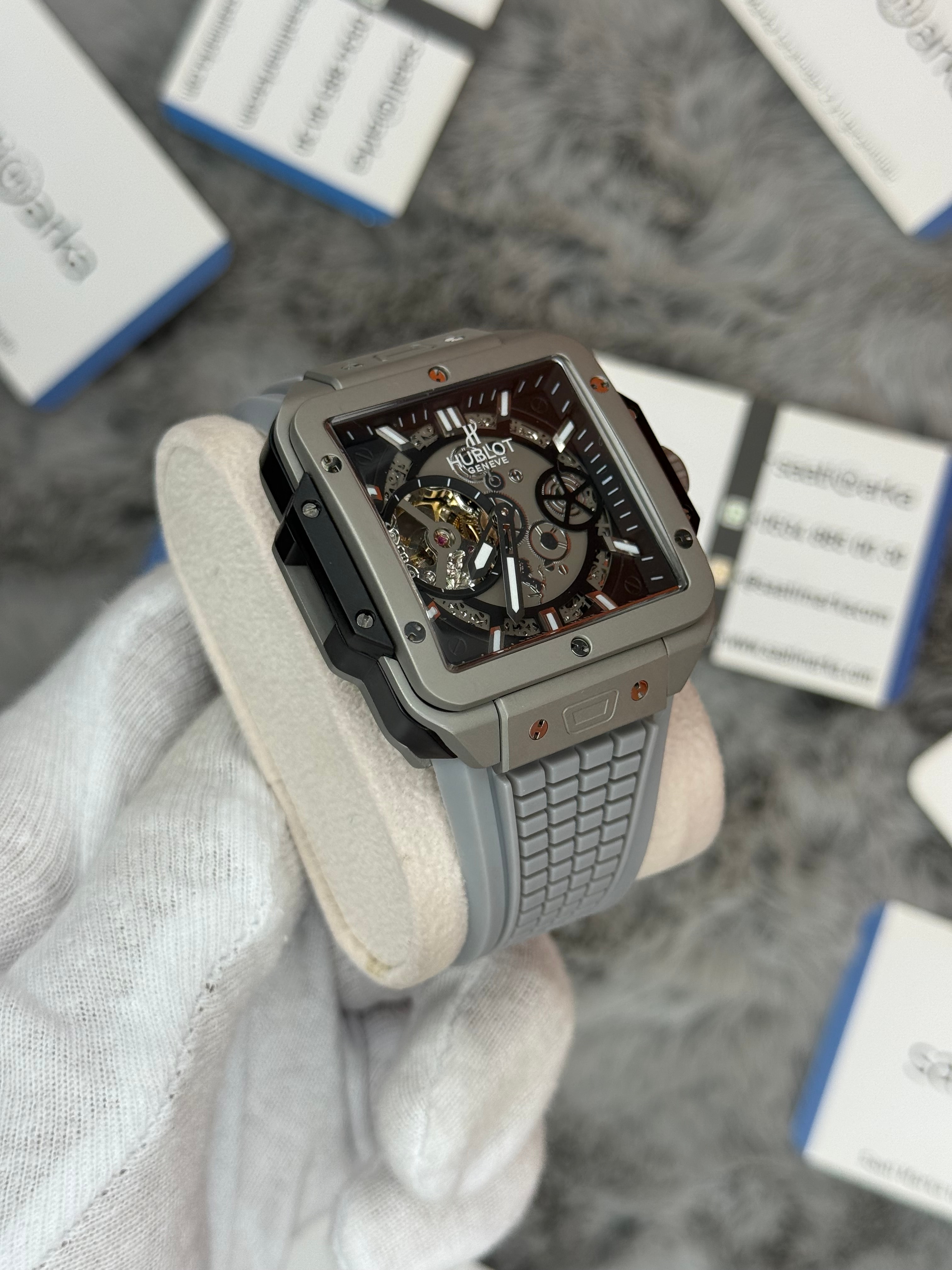 HUBLOT square bang tourbillon 42mm silver kasa gri kauçuk kordon erkek kol saati