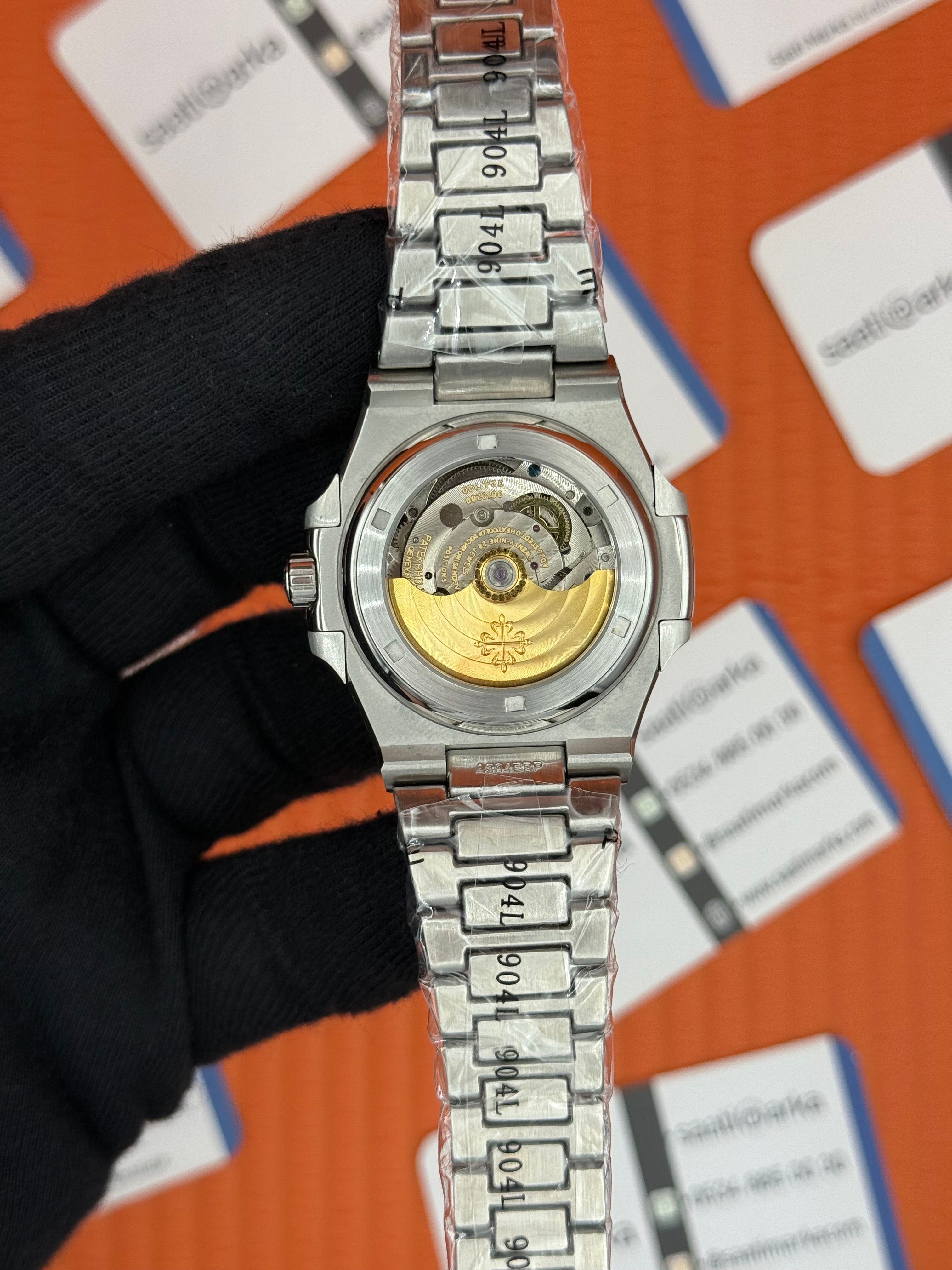 PATEK PHILIPPE NAUTİLUS BEYAZ KADRAN SİLVER KASA-KORDON