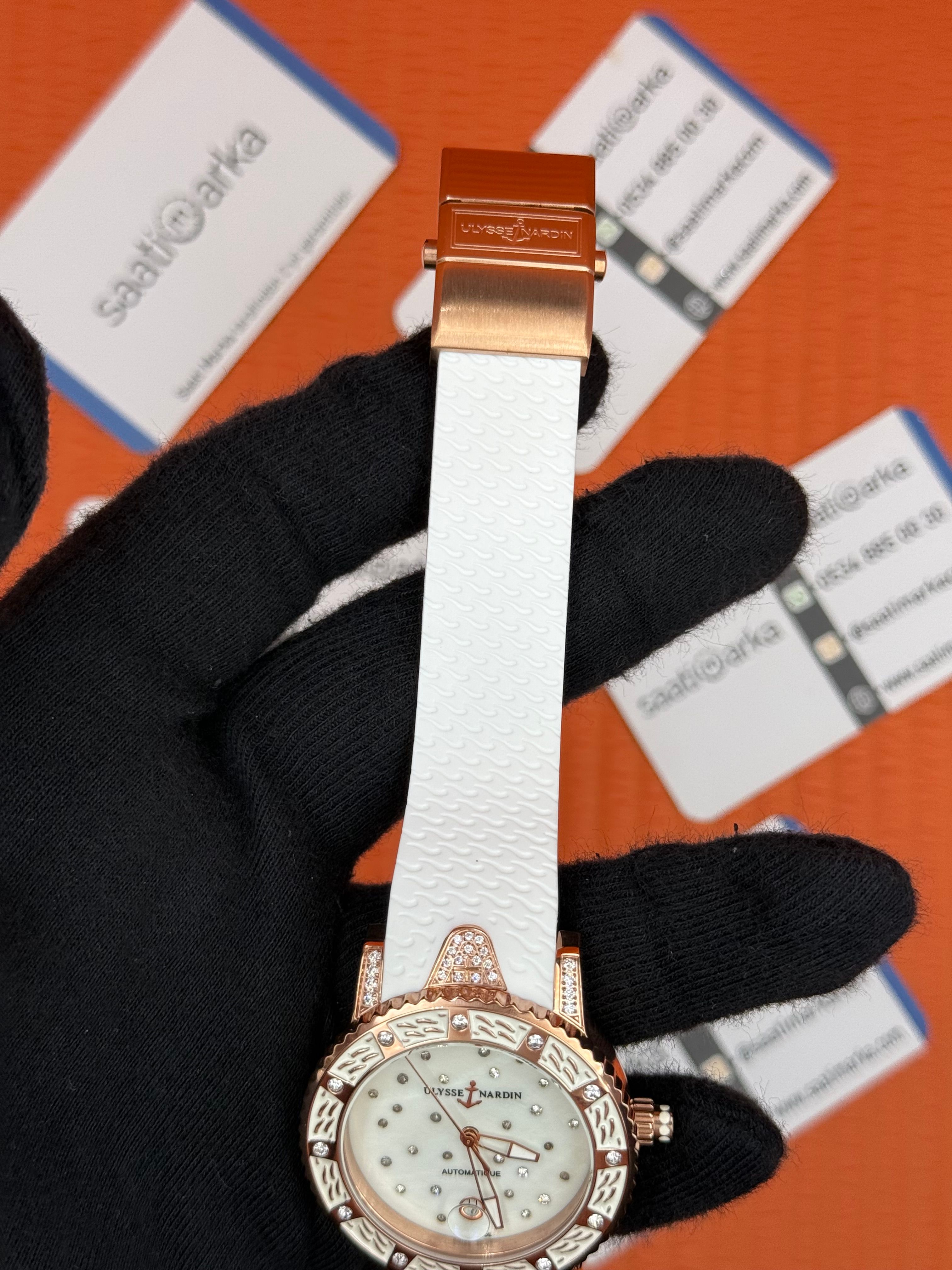 ULYSSE NARDİN ROSE TAŞLI KASA BEYAZ KORDON 
