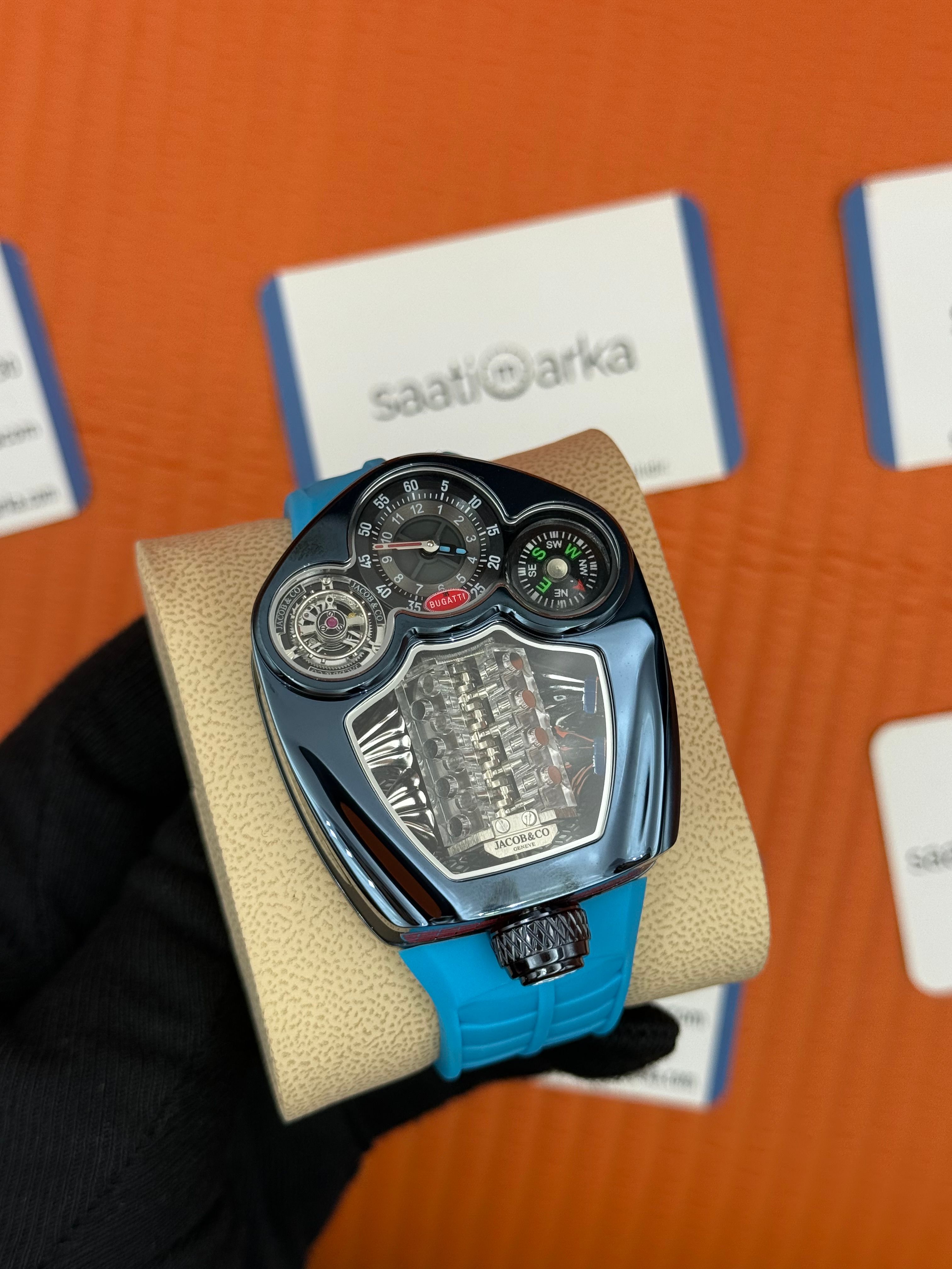 JACOB&CO BUGATTI laciver kasa tiffany kauçuk kordon 