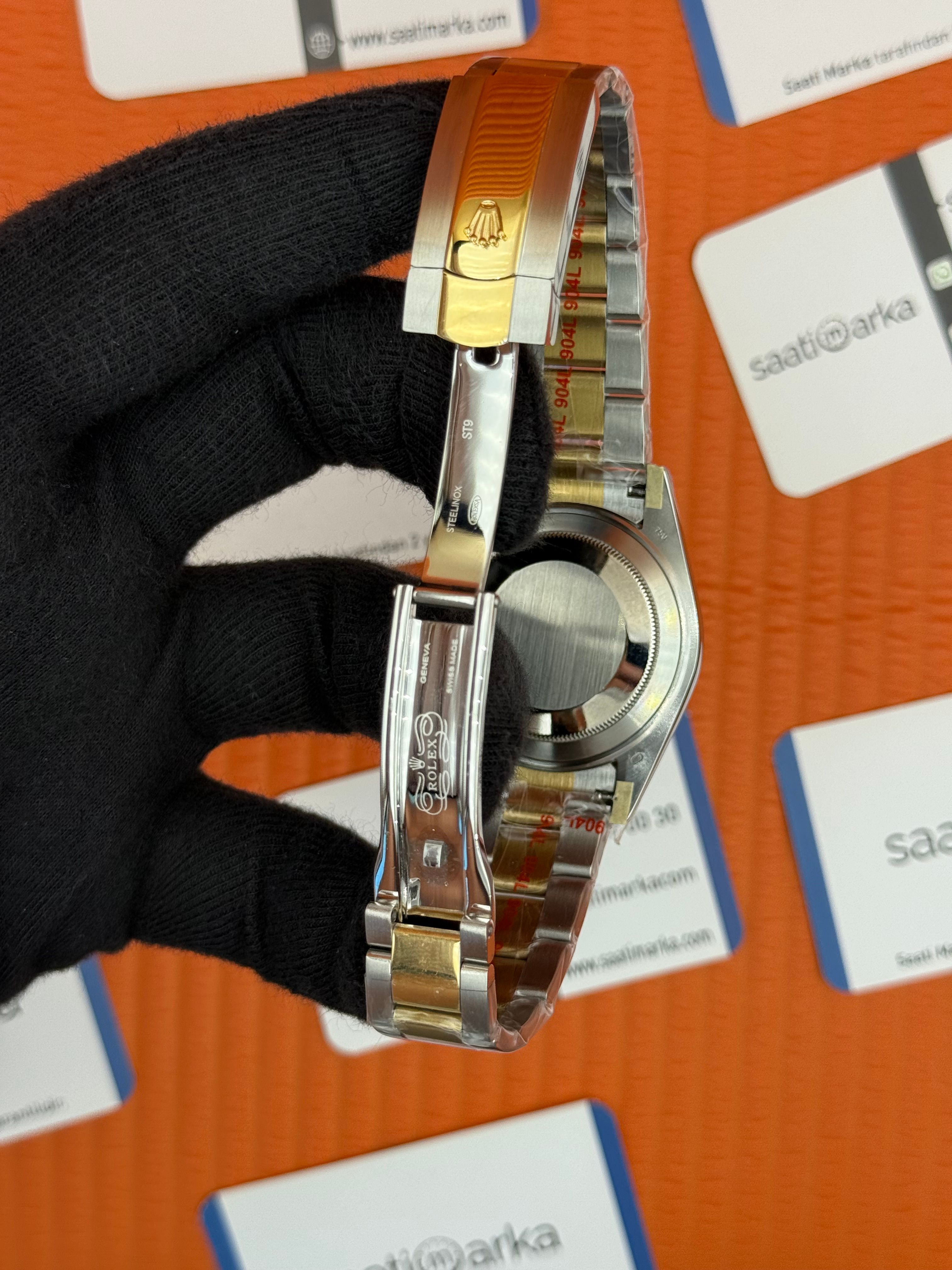 ROLEX Datejust baget taşlı green dial gold-silver oyster kordon