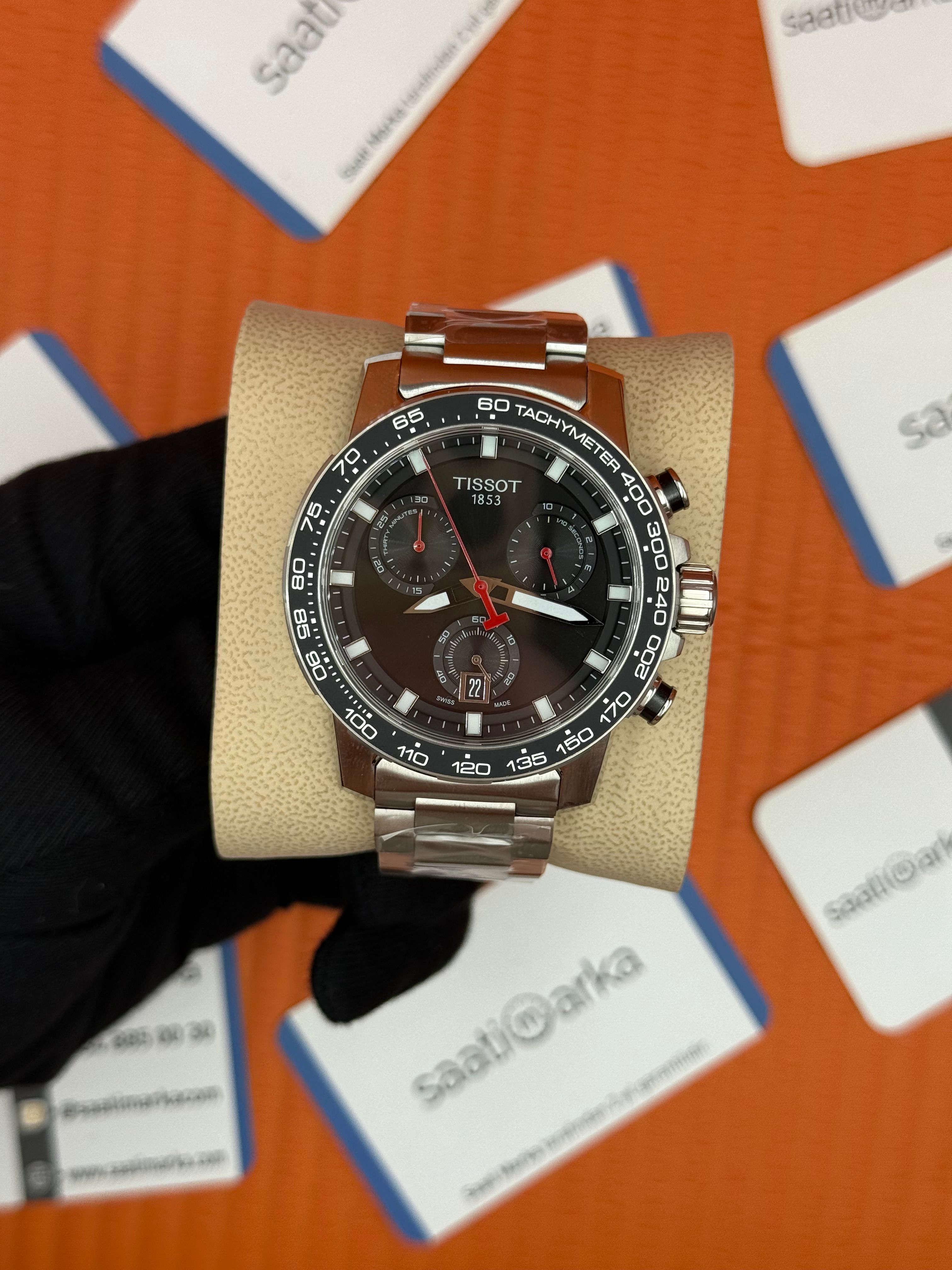 TISSOT siyah kadran silver kasa kordon erkek kol saati