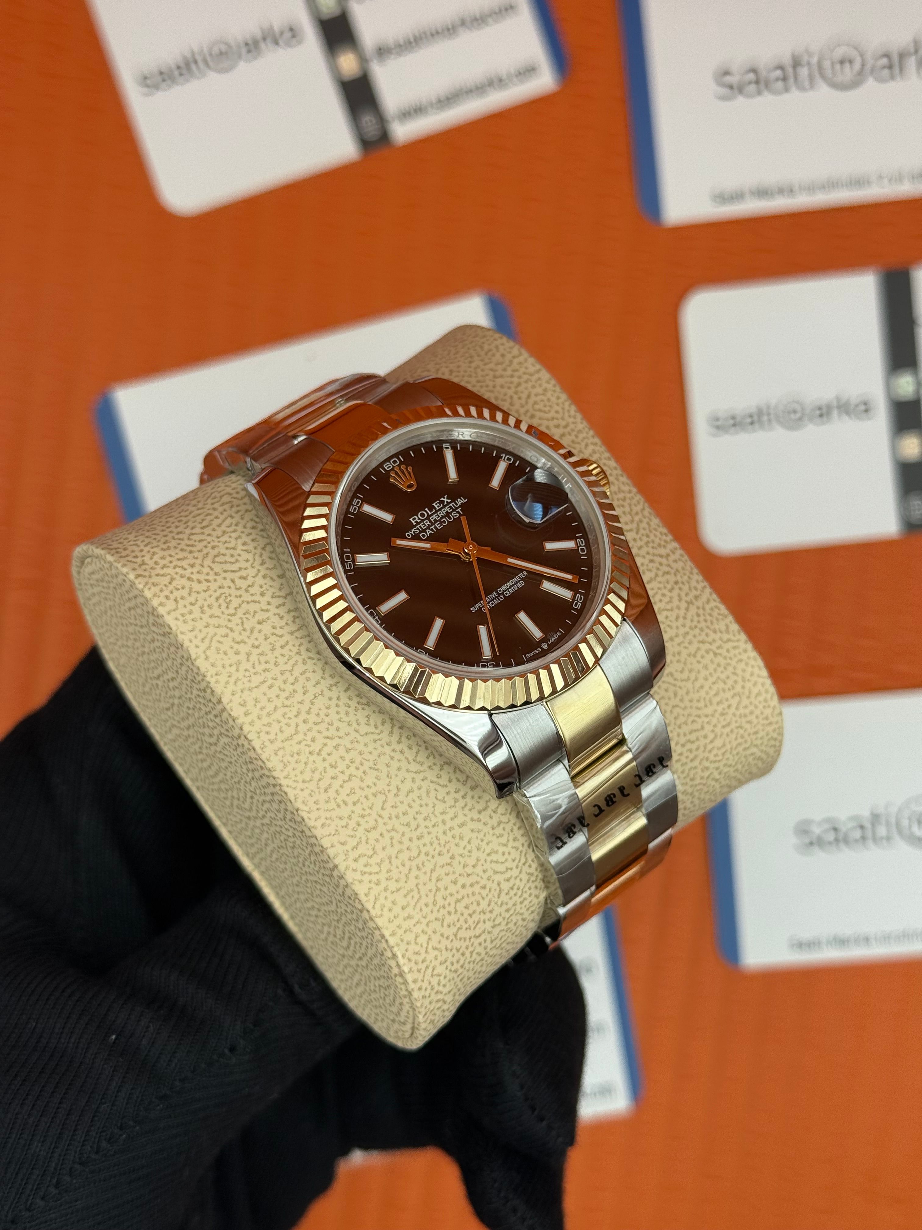 ROLEX Datejust black dial gold silver kasa-kordon oyster 