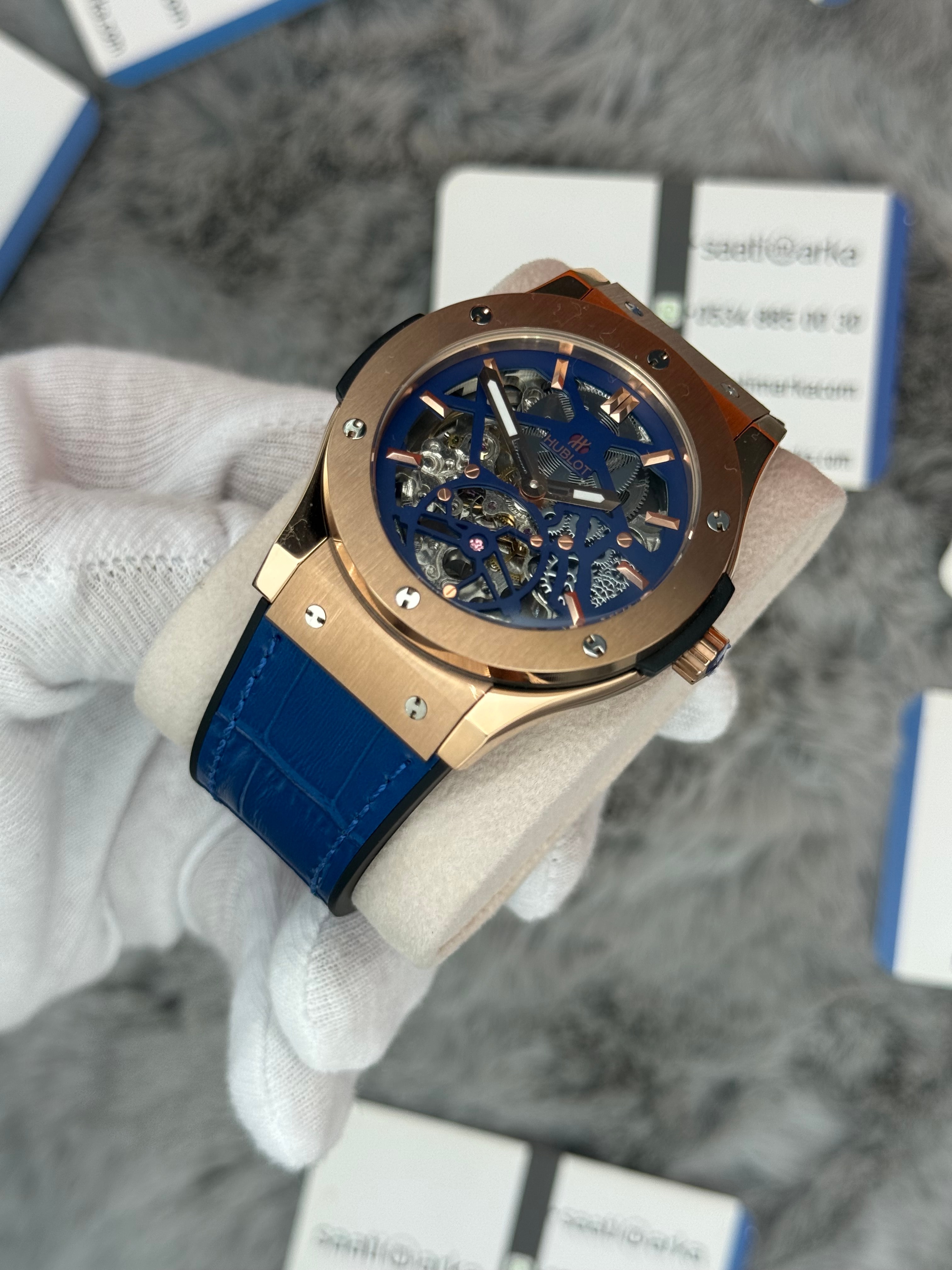HUBLOT big bang tourbillon 41mm rose kasa mavi deri kordon erkek kol saati