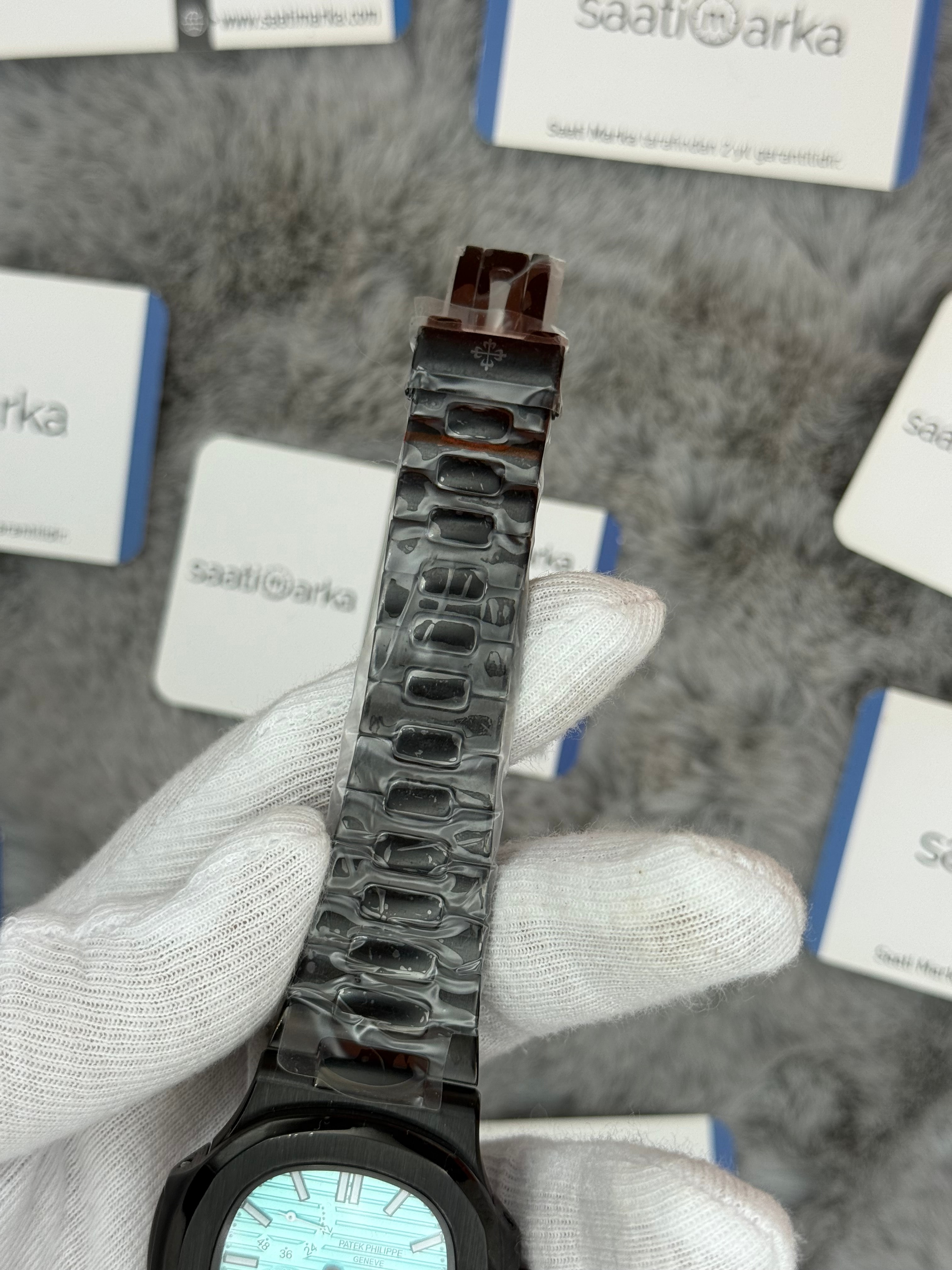 PATEK PHİLİPPE nautilus moontphase 5712 turkuaz kadran siyah kasa kordon 40mm erkek kol saati