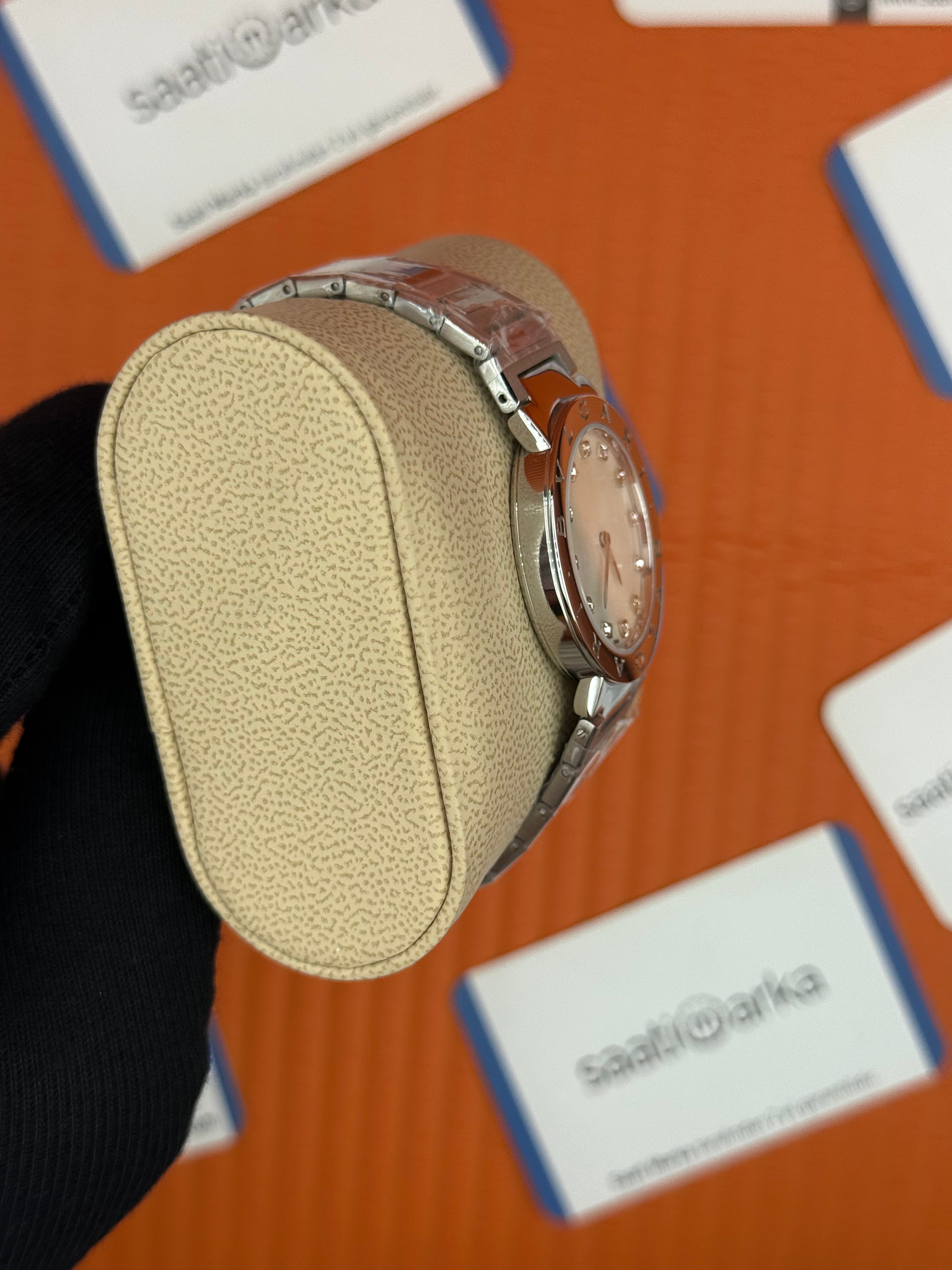 BVLGARI sedef kadran silver kasa kordon kadın kol saati