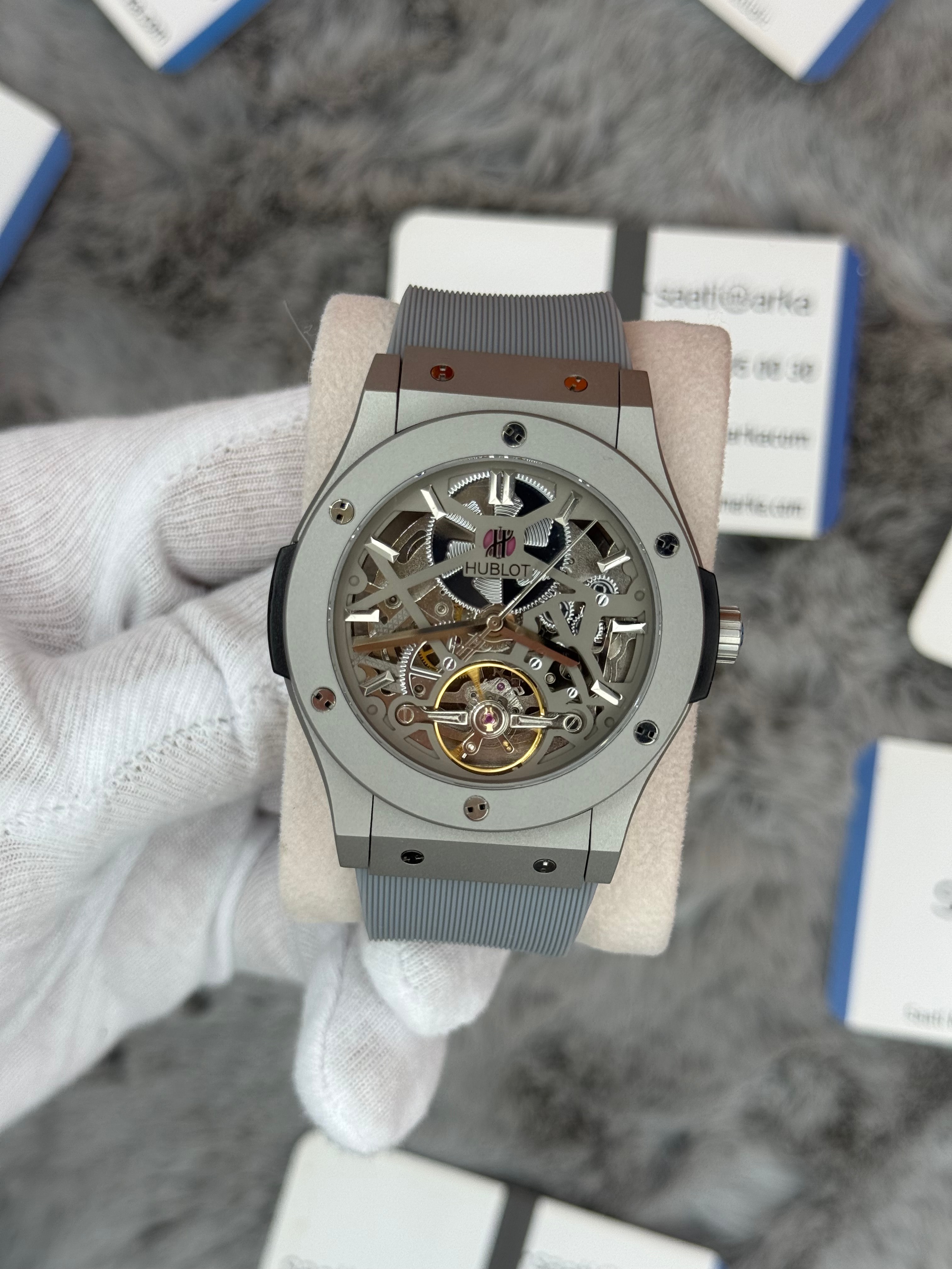 HUBLOT big bang tourbillon 41mm silver kasa gri kauçuk kordon erkek kol saati