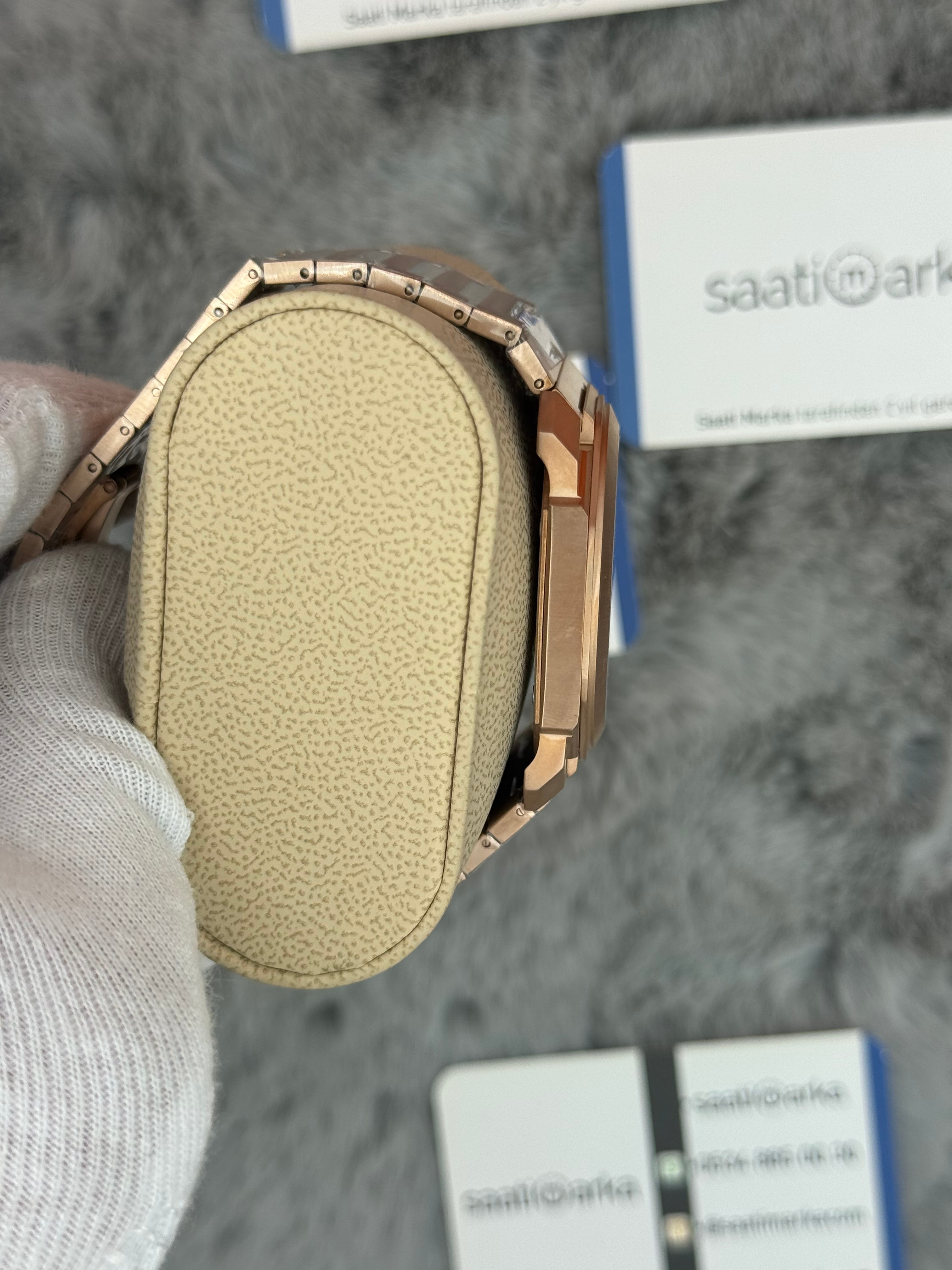 BVLGARİ octo 40mm pusula kadran rose kasa kordon erkek kol saati