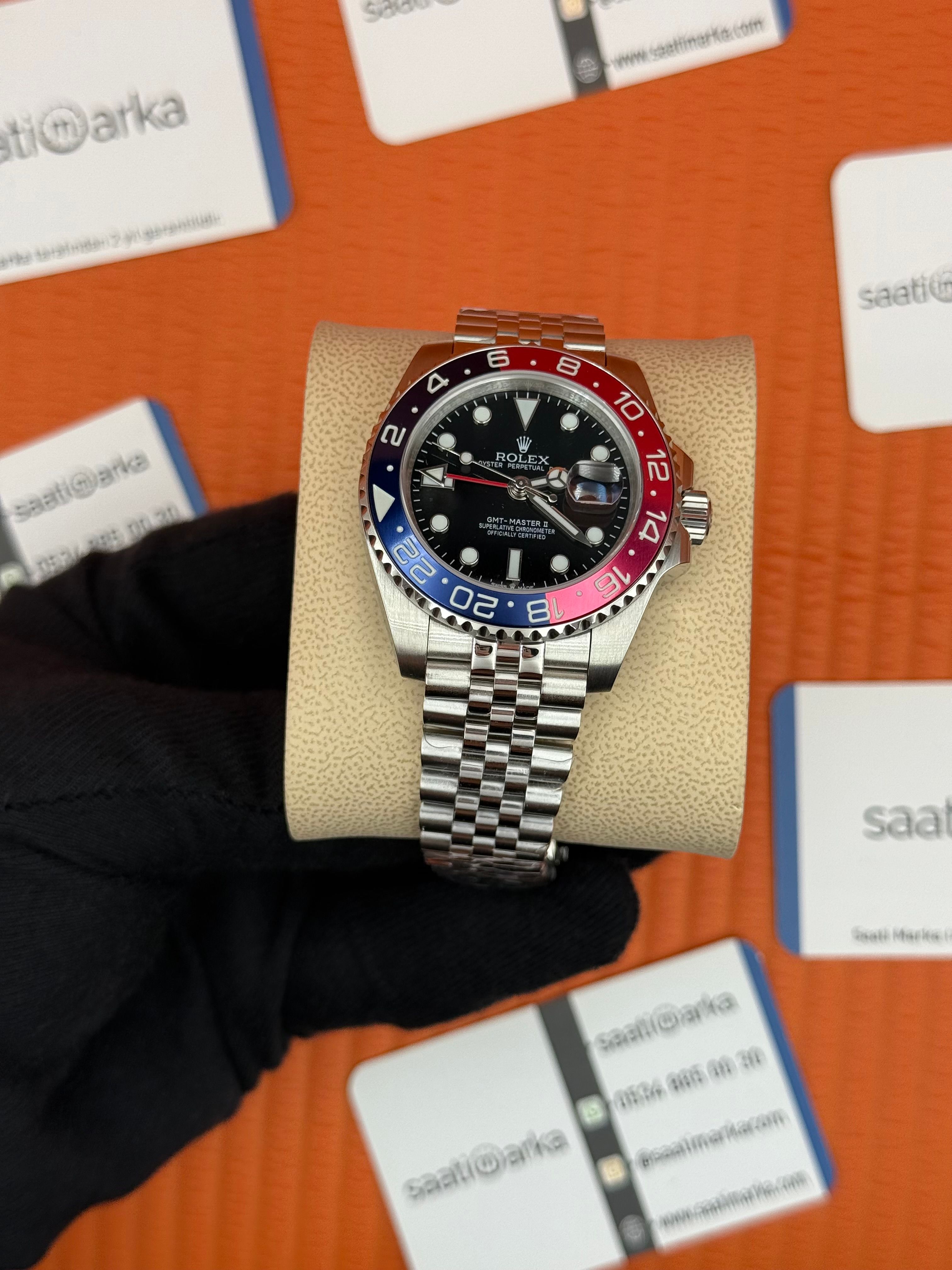 ROLEX Gmt Master Pepsi black dial red black bezel jubilee 40mm