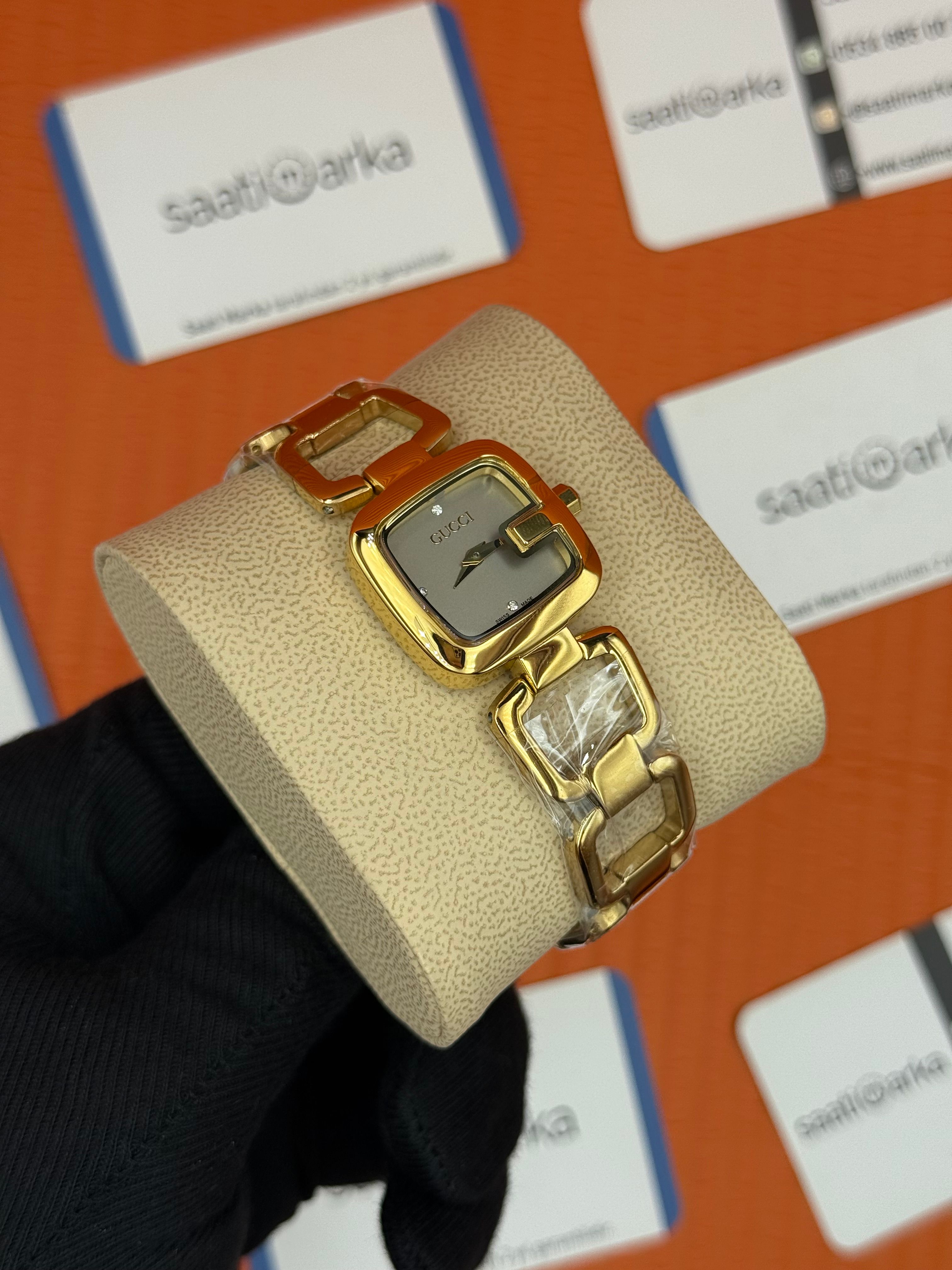 GUCCI YA1264041 gri kadran gold kasa kordon kadın kol saati