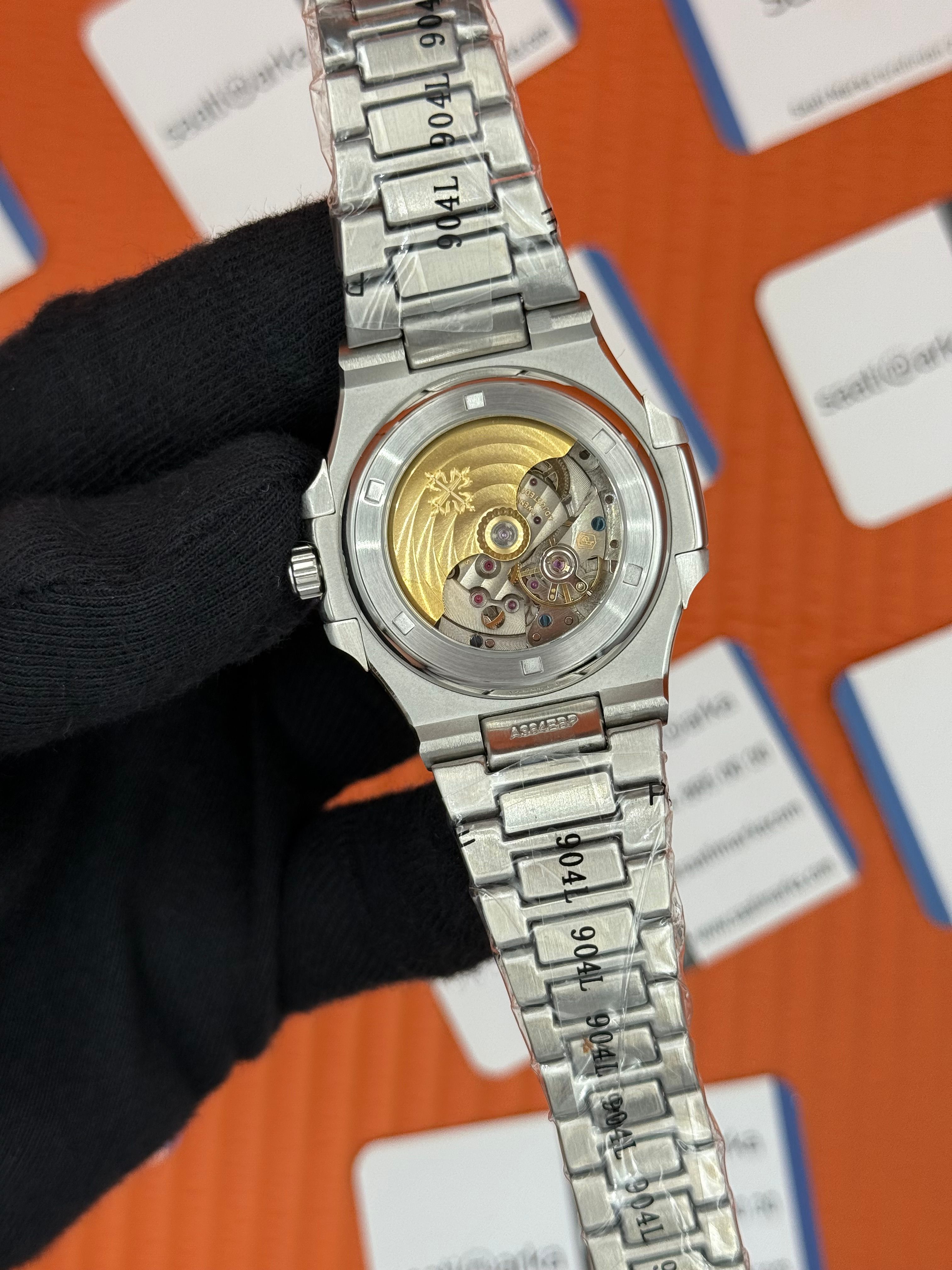 PATEK PHILIPPE NAUTİLUS LACİVERT KADRAN SİLVER KASA-KORDON