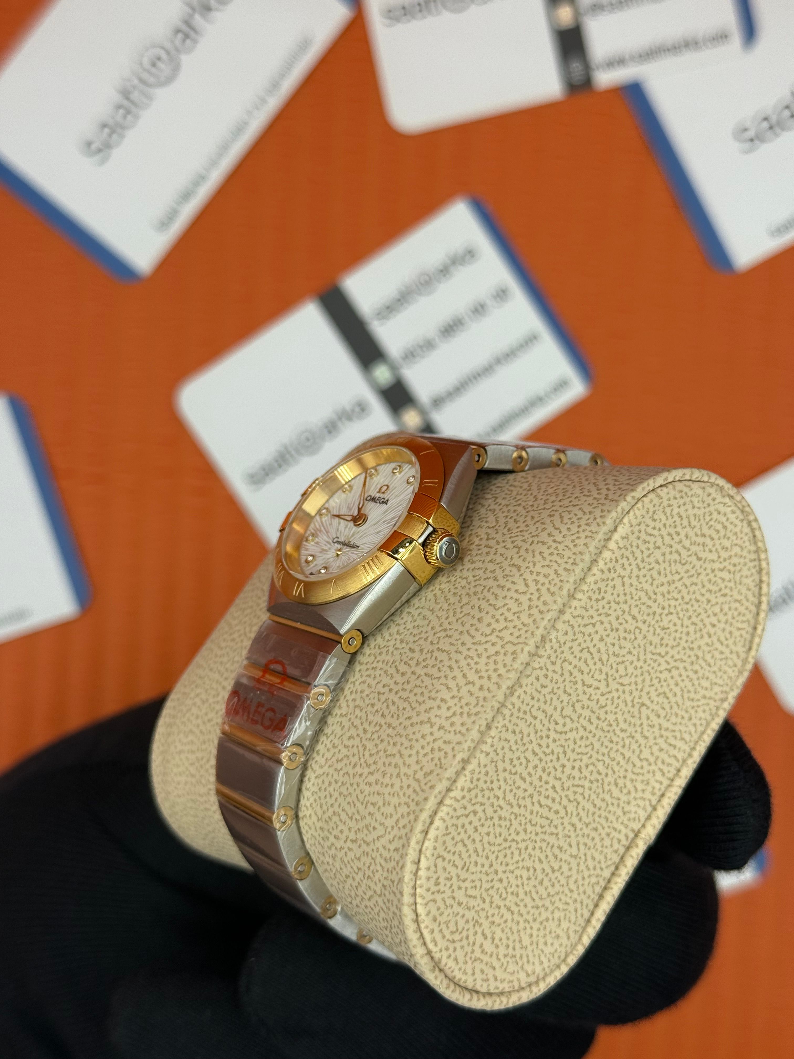 OMEGA constellation beyaz kadran gol silver kasa kordon kadın kol saati
