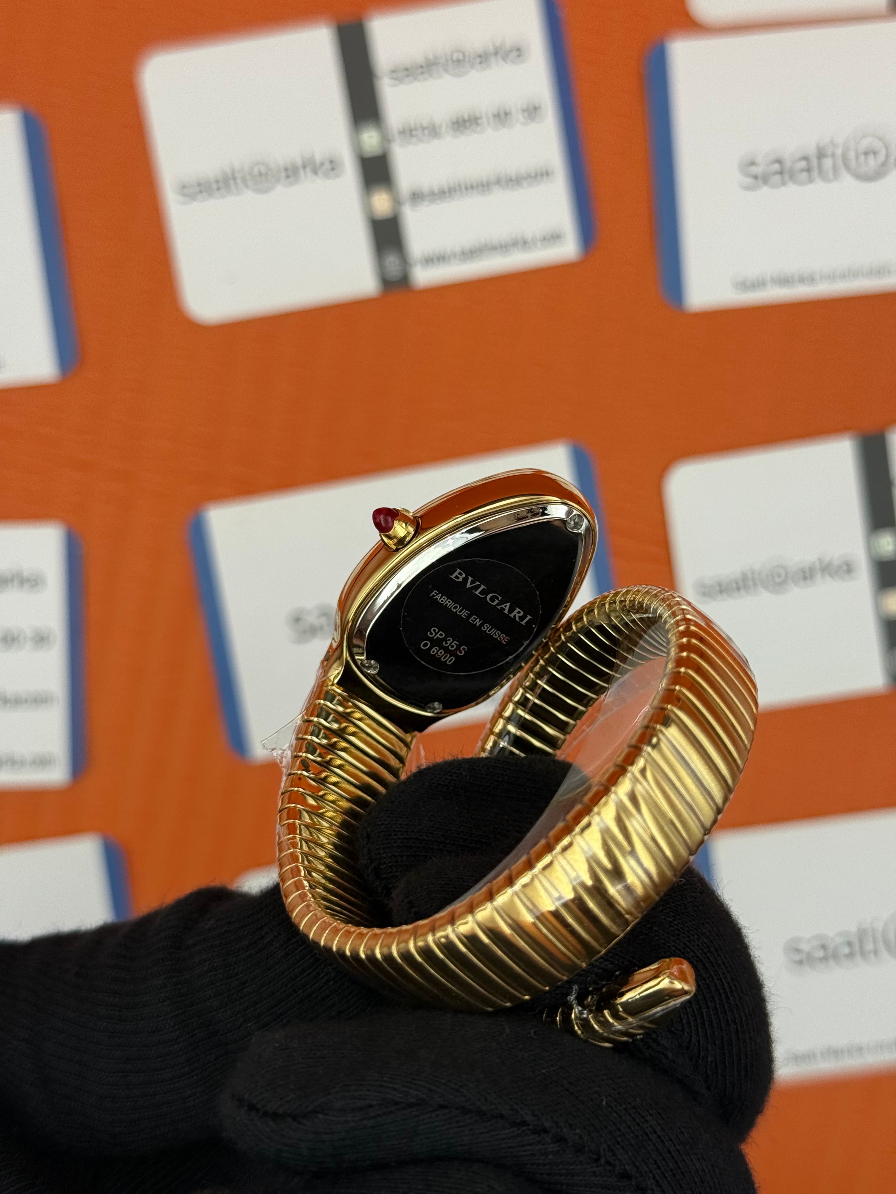 BVLGARİ serpenti tek sarma gold kordon beyaz kadran kadın kol saati