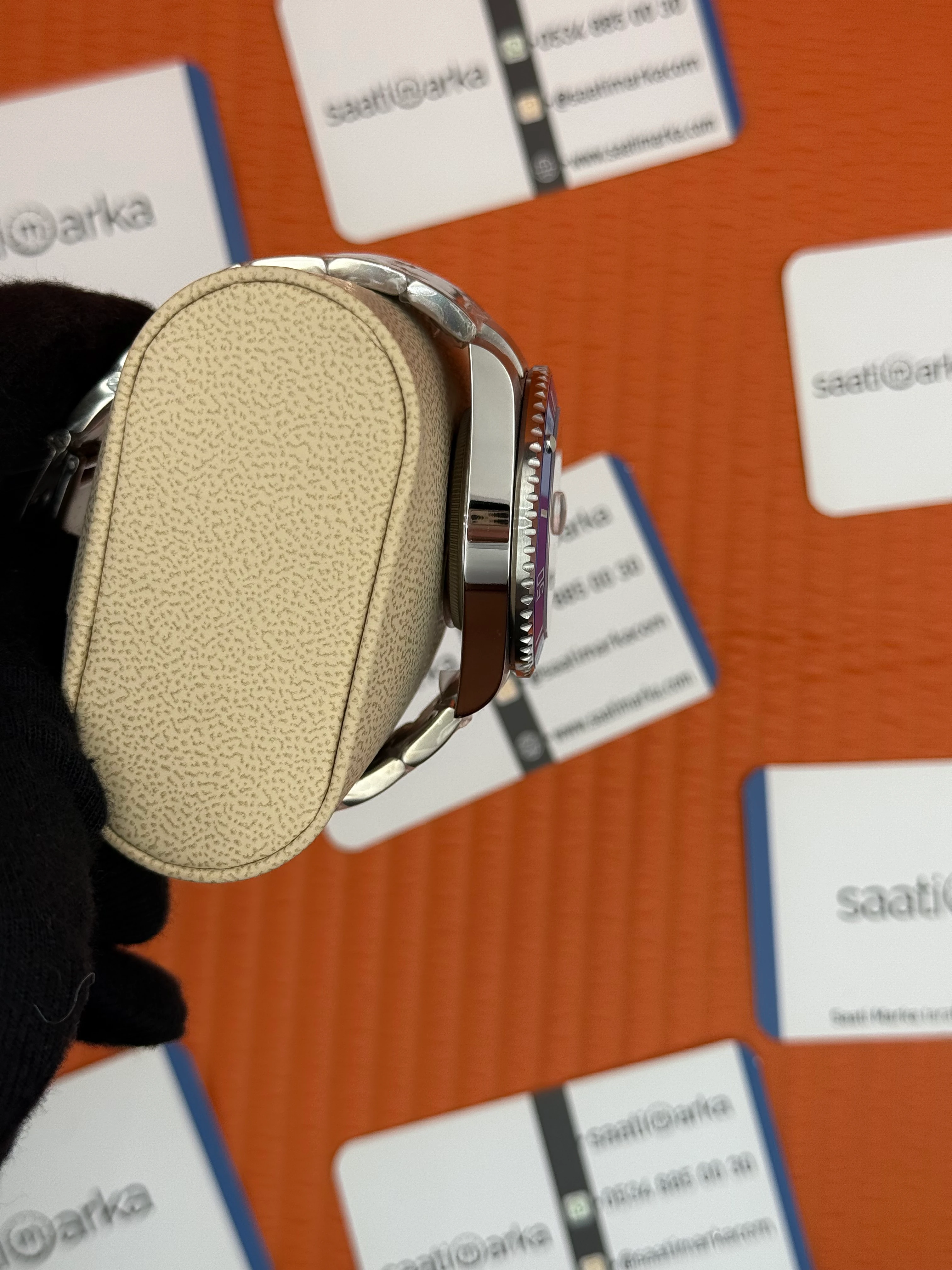 ROLEX Submariner black dial blue bezel silver kasa-kordon