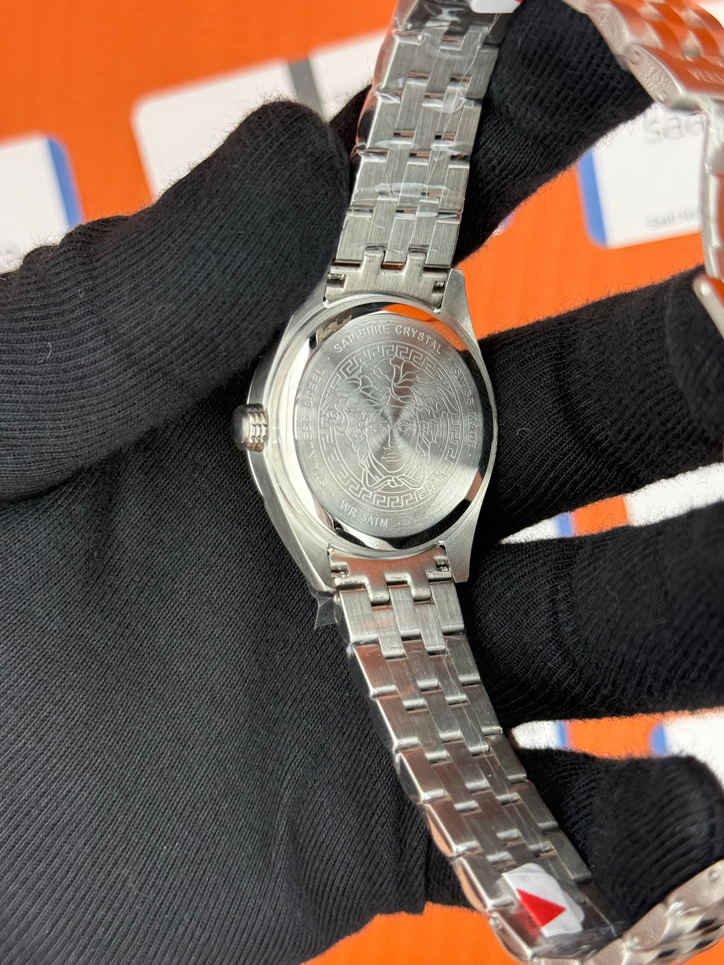 VERSACE beyaz kadran silver kasa kordon kadın kol saati