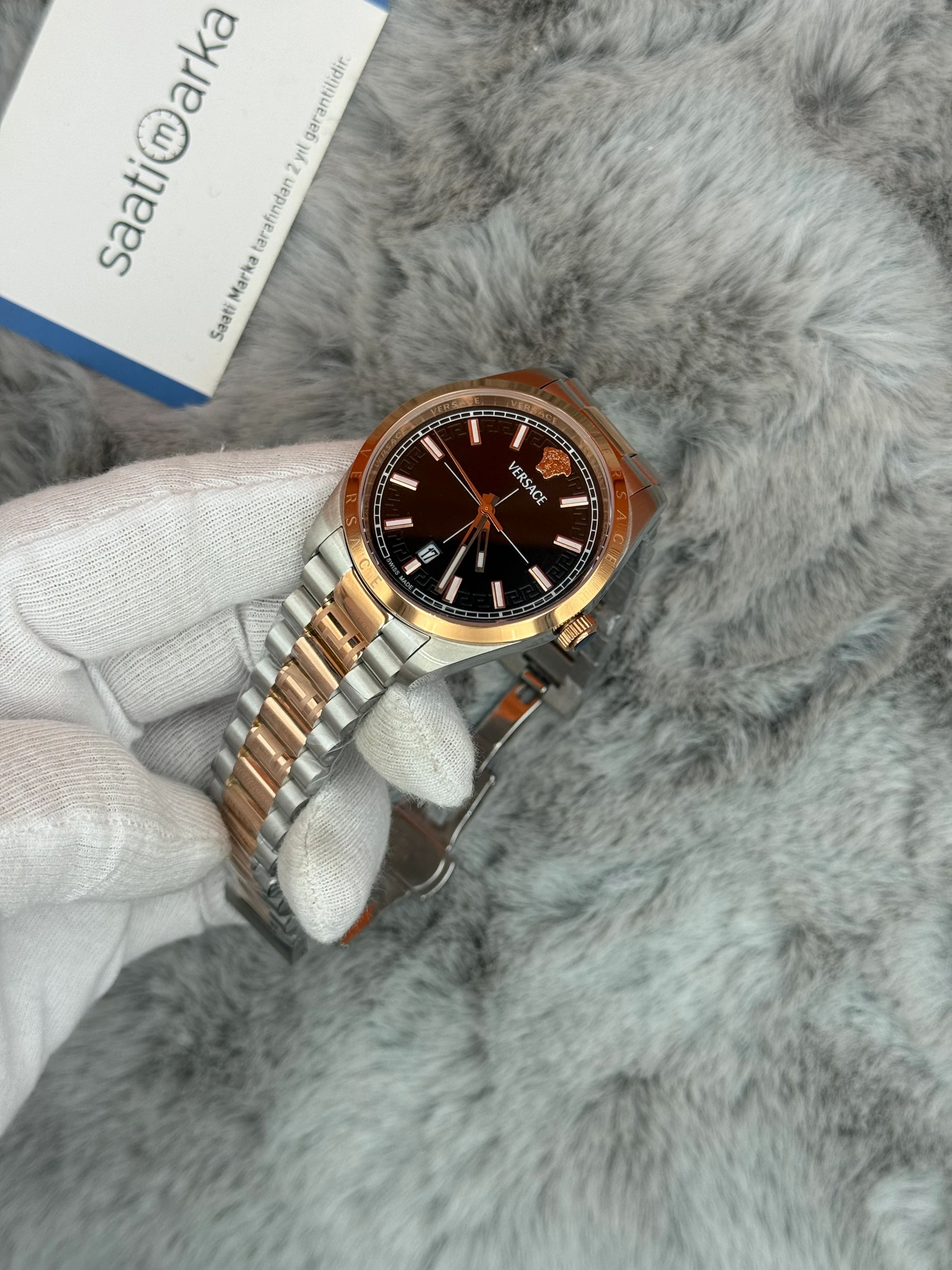 VERSACE 40MM SİYAH KADRAN ROS ESİLVER KASA KORDON ERKEK KOL SAATİ