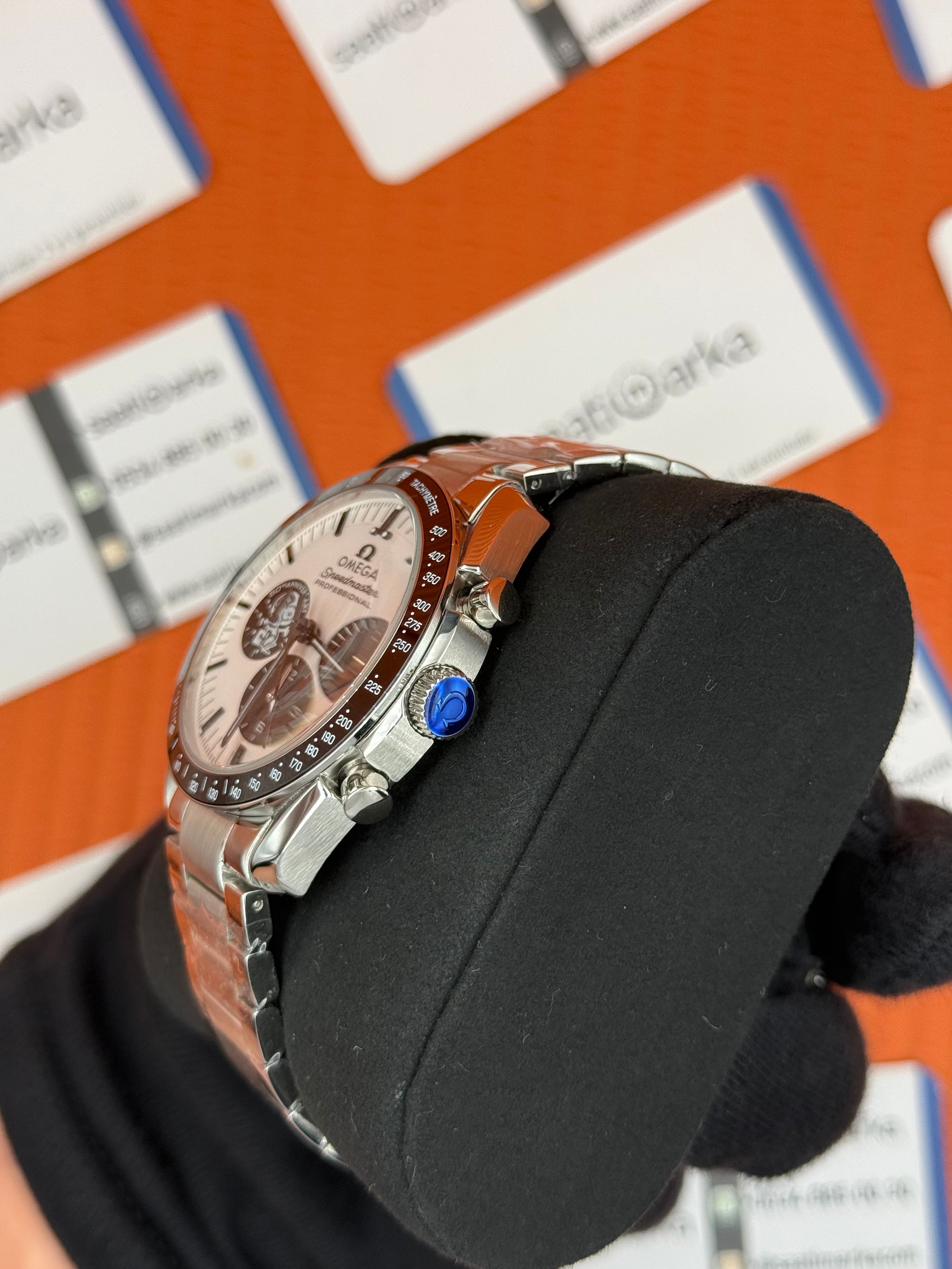 OMEGA SPEEDMASTER 50TH ANNIVERSARY BEYAZ SİYAH DETAYLI KADRAN SİYAH BEZEL 