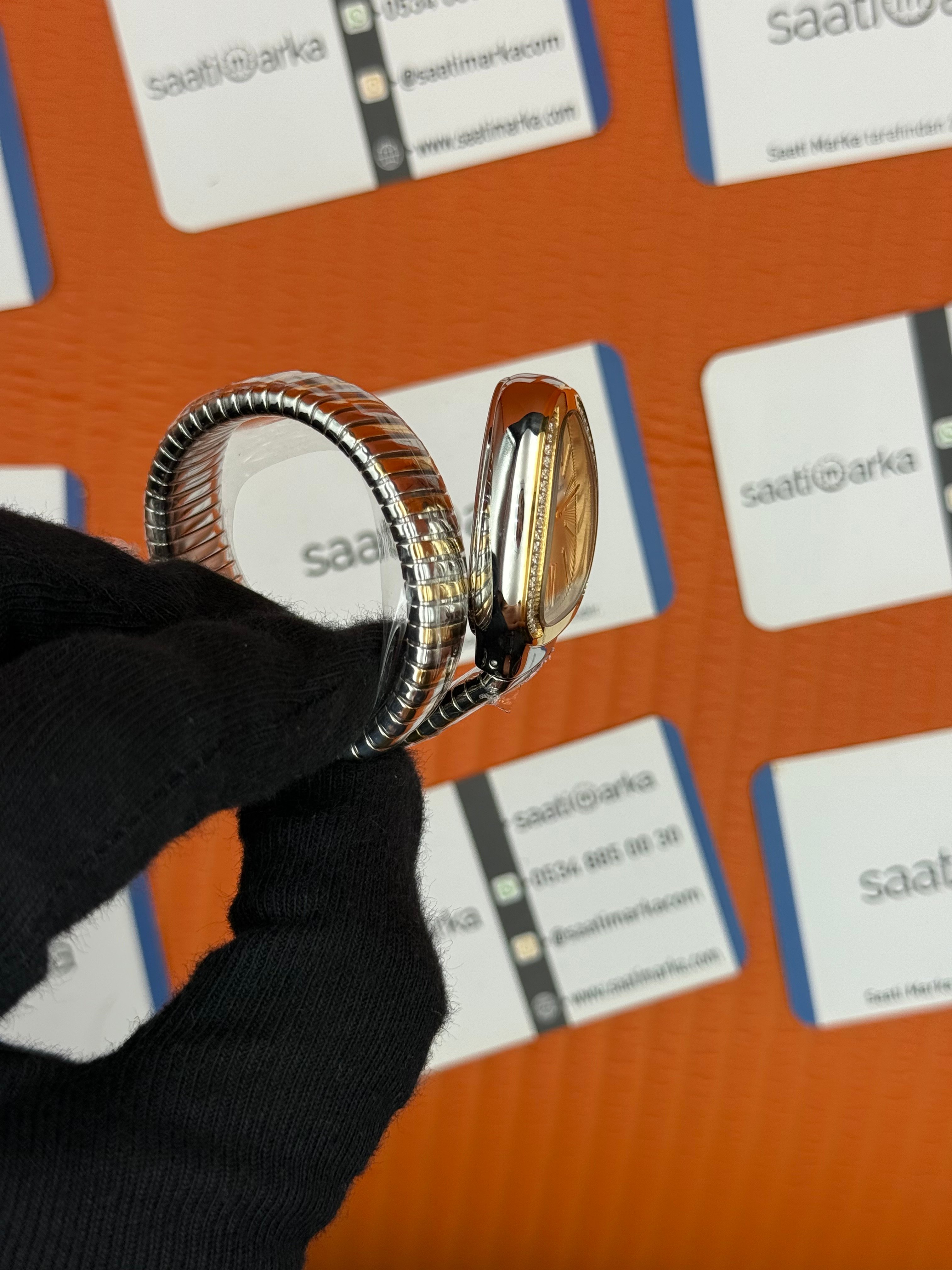 BVLGARİ serpenti tek sarma gold silver kordon taşlı bezel şampanya kadran kadın kol saati