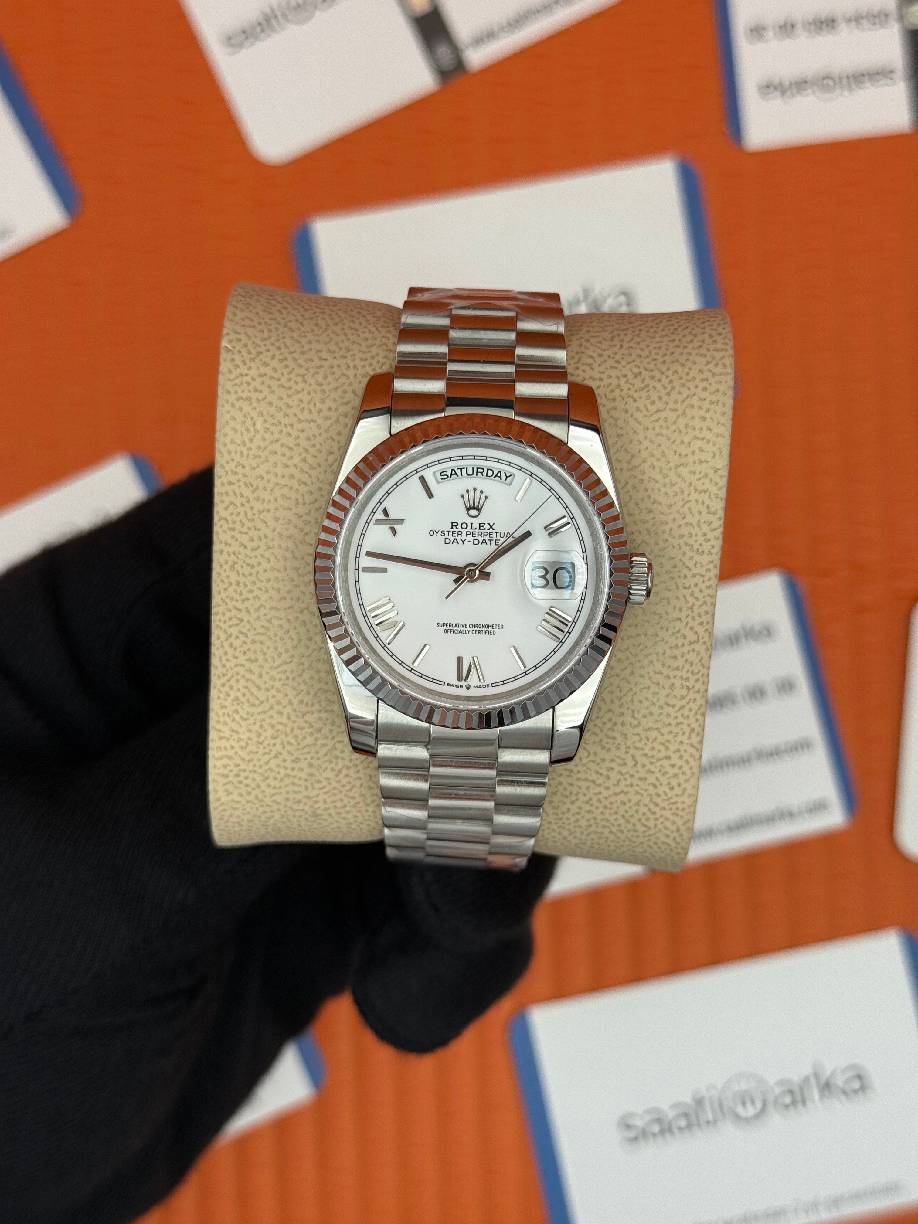 ROLEX day date 36mm beyaz kadran silver president kordon