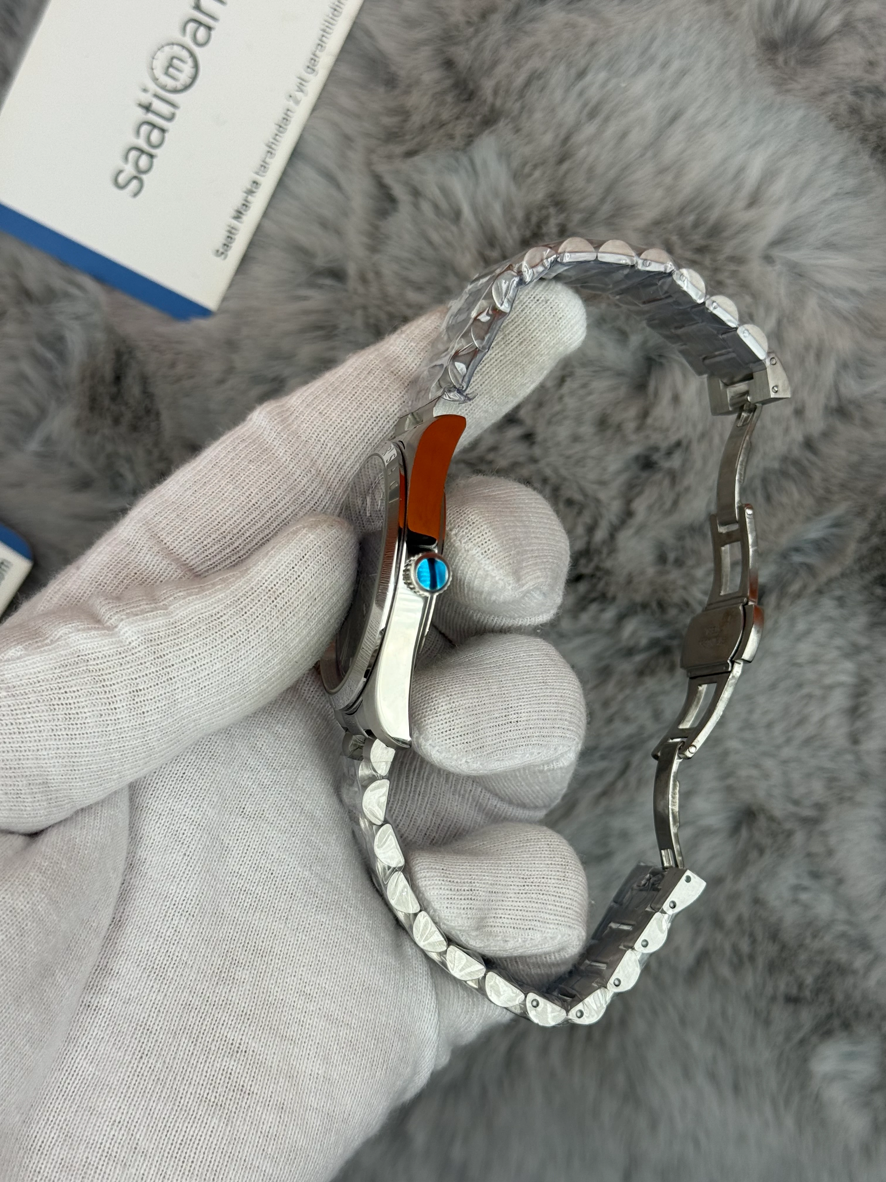 VERSACE 40MM MAVİ KADRAN SİLVER KASA KORDON ERKEK KOL SAATİ