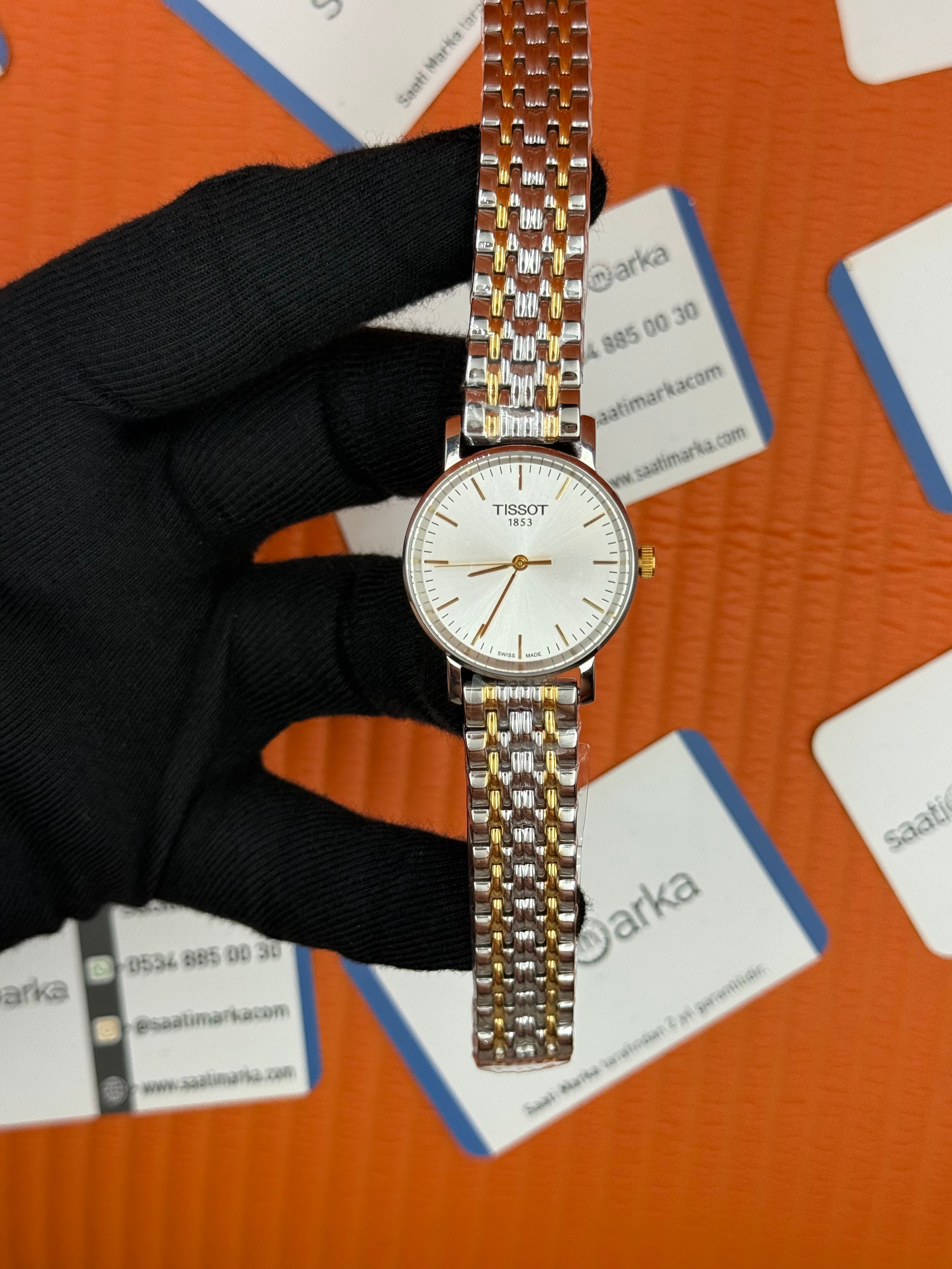 TISSOT everytime beyaz kadran gold silver kasa kordon kadın kol saati