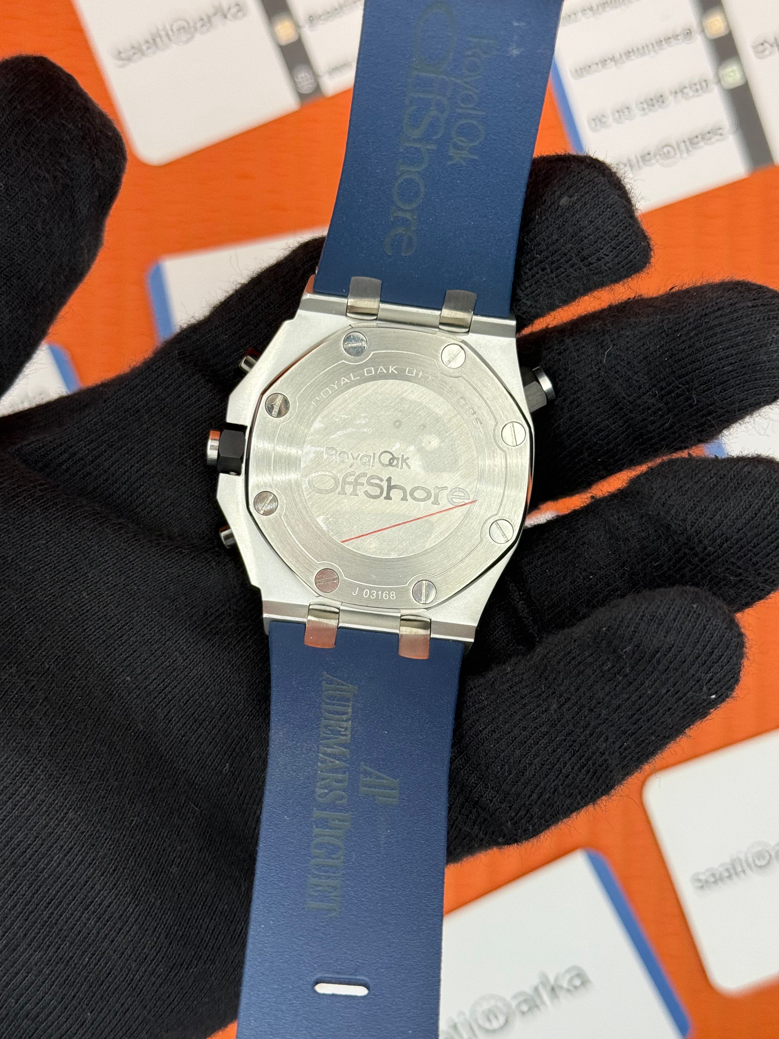 AUDEMARS PİGUET ROYAL OAK CHRONOGRAPH LACİVERT KADRAN LACİVERT KAUÇUK KORDON