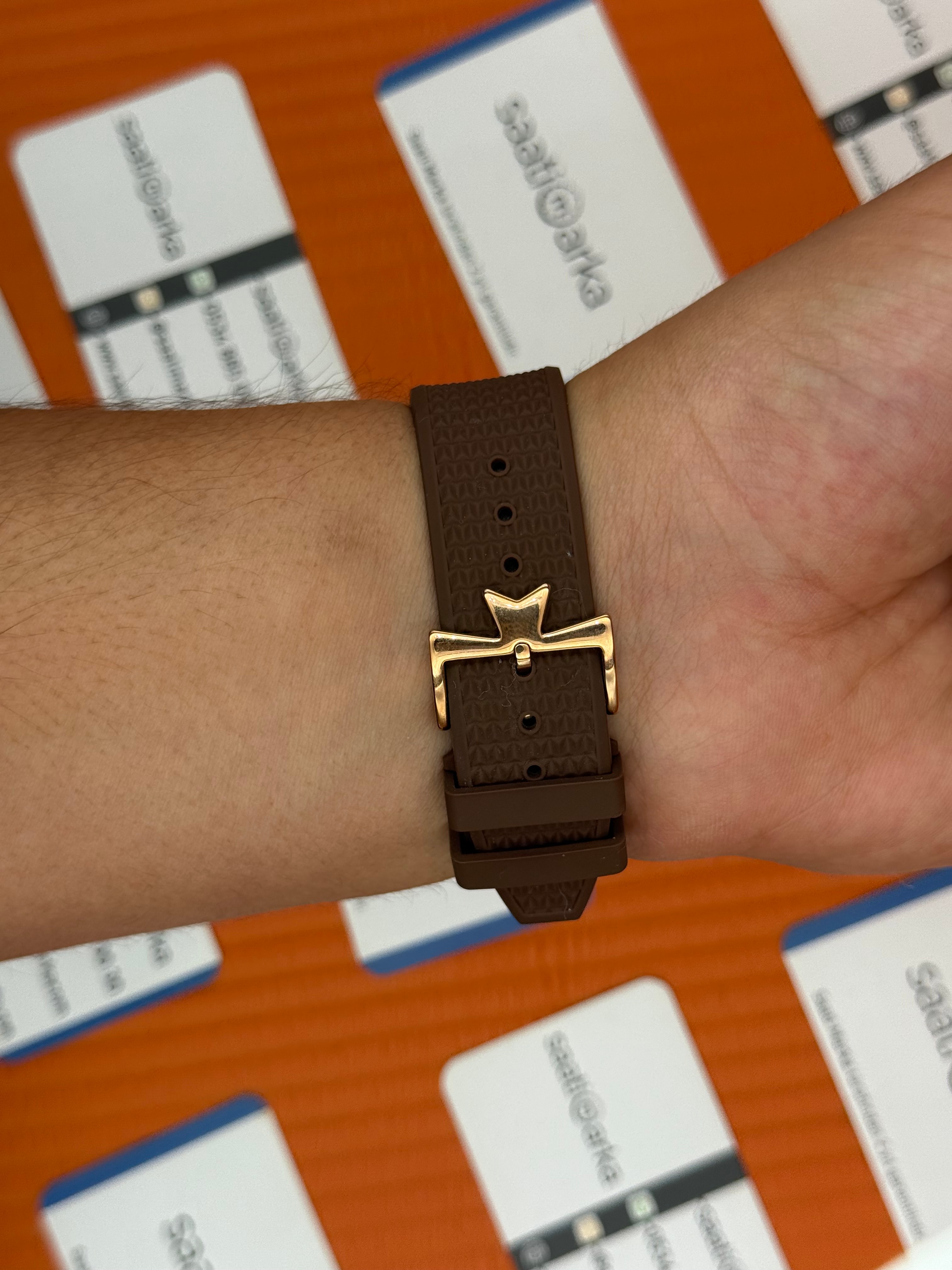 VACHERON CONSTANTIN overseas beyaz kadran rose kasa kahverengi kordon erkek kol saati