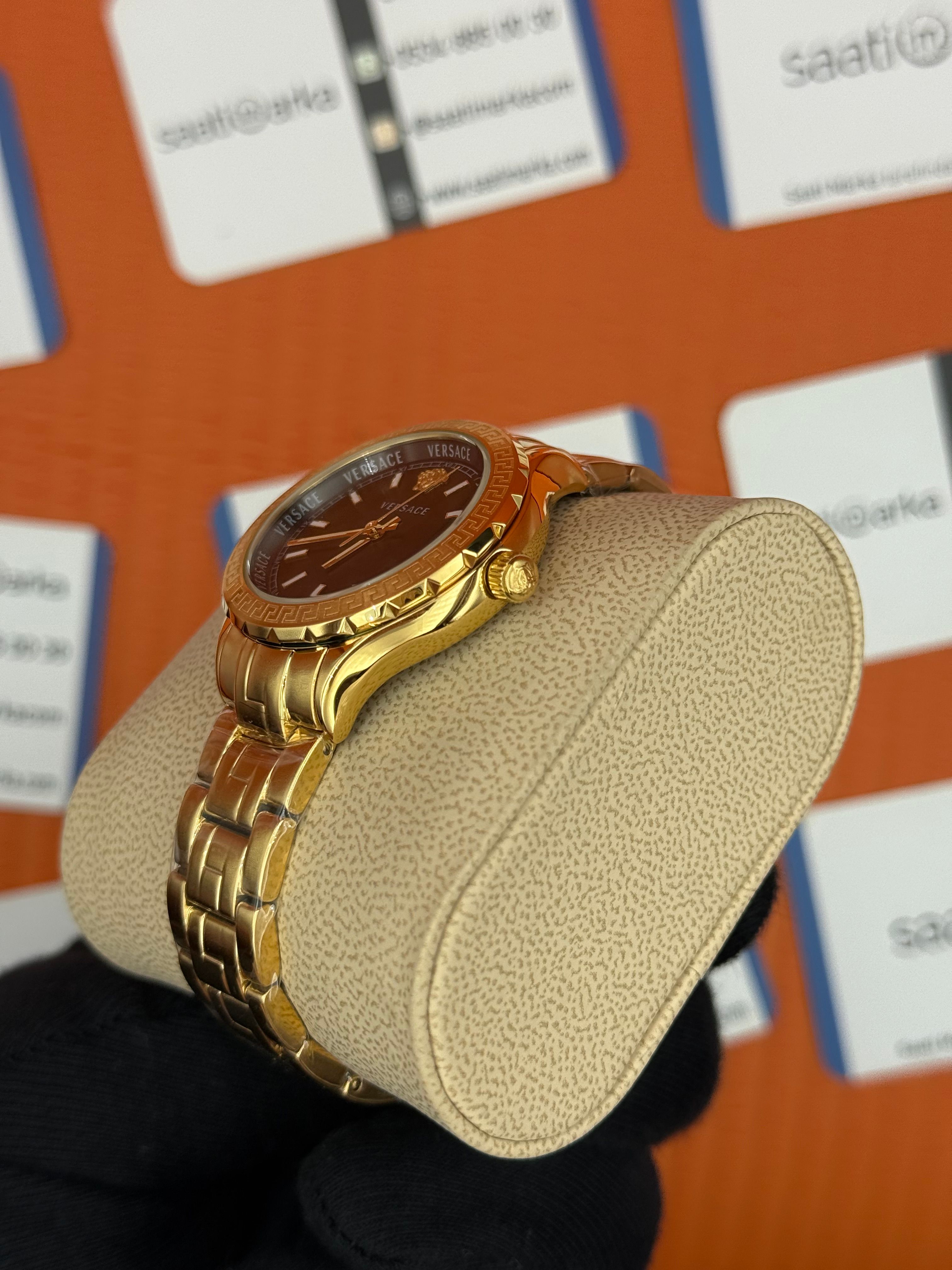 VERSACE siyah kadran gold kasa kordon kadın kol saati