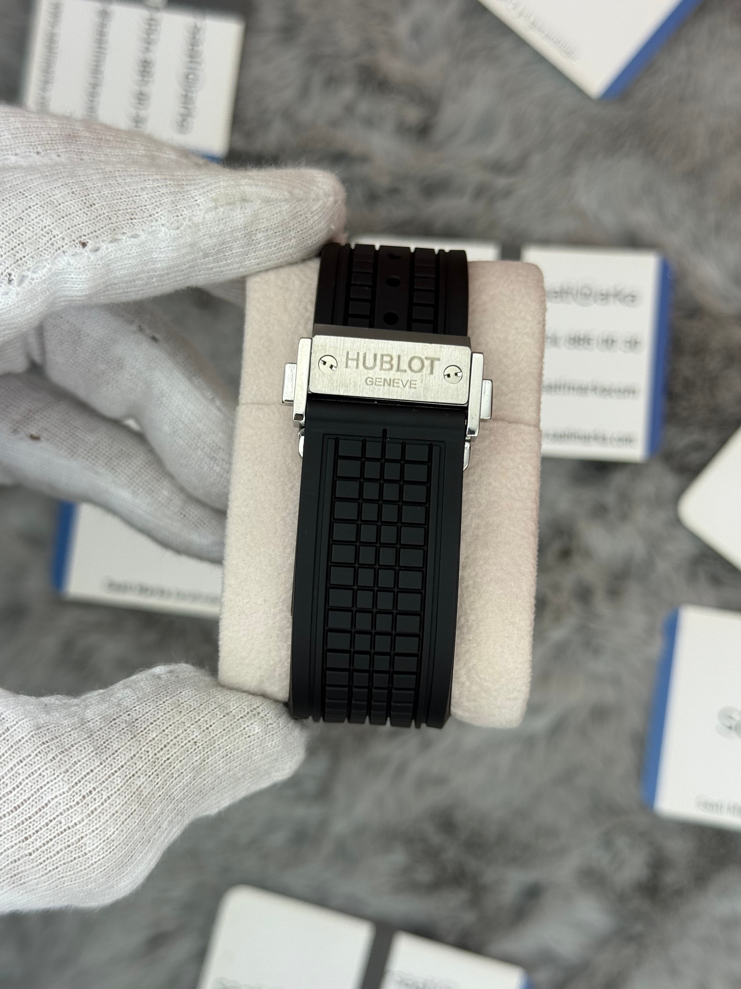HUBLOT square bang tourbillon 42mm silver kasa siyah kauçuk kordon erkek kol saati