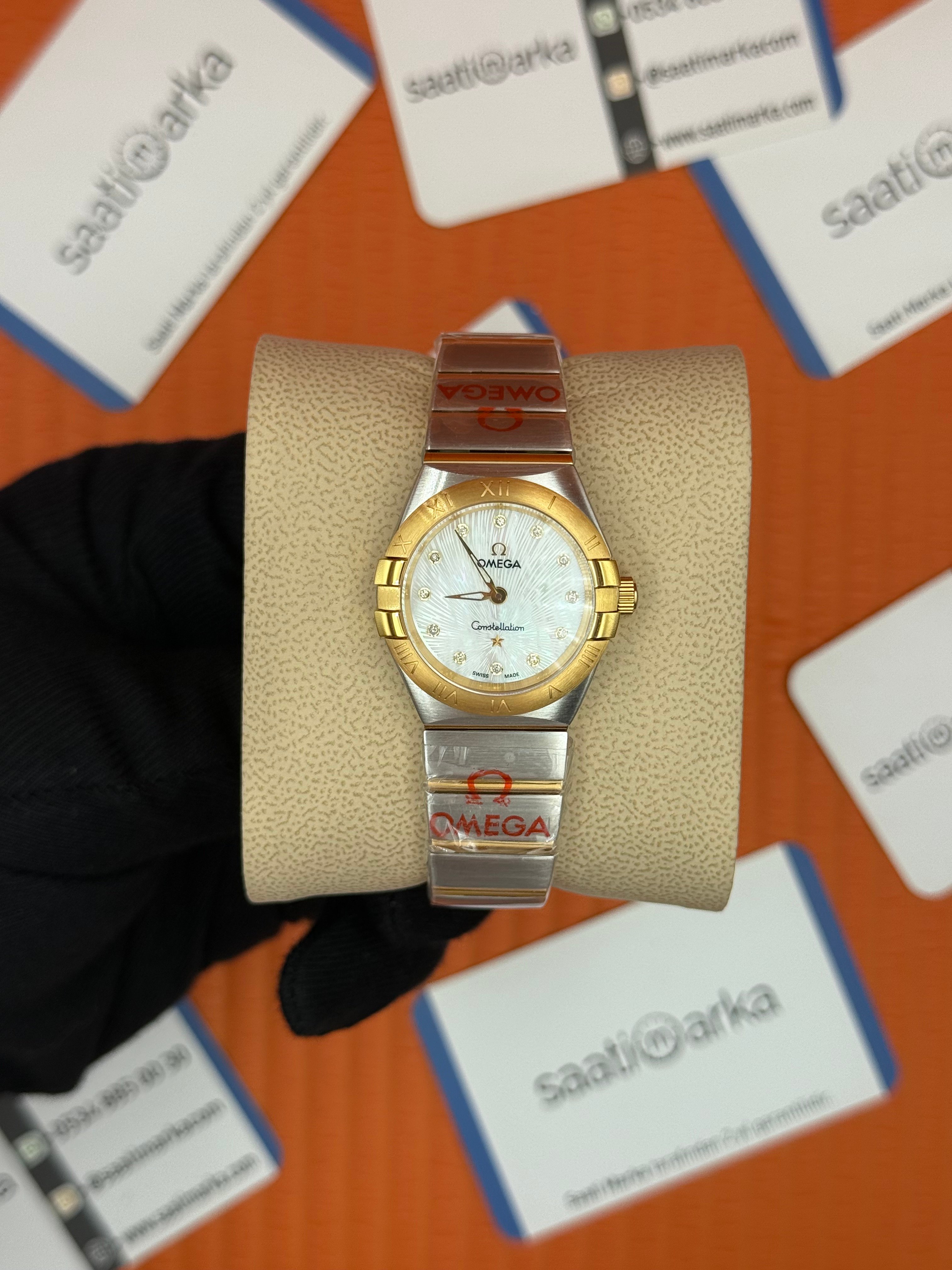 OMEGA constellation beyaz kadran gol silver kasa kordon kadın kol saati