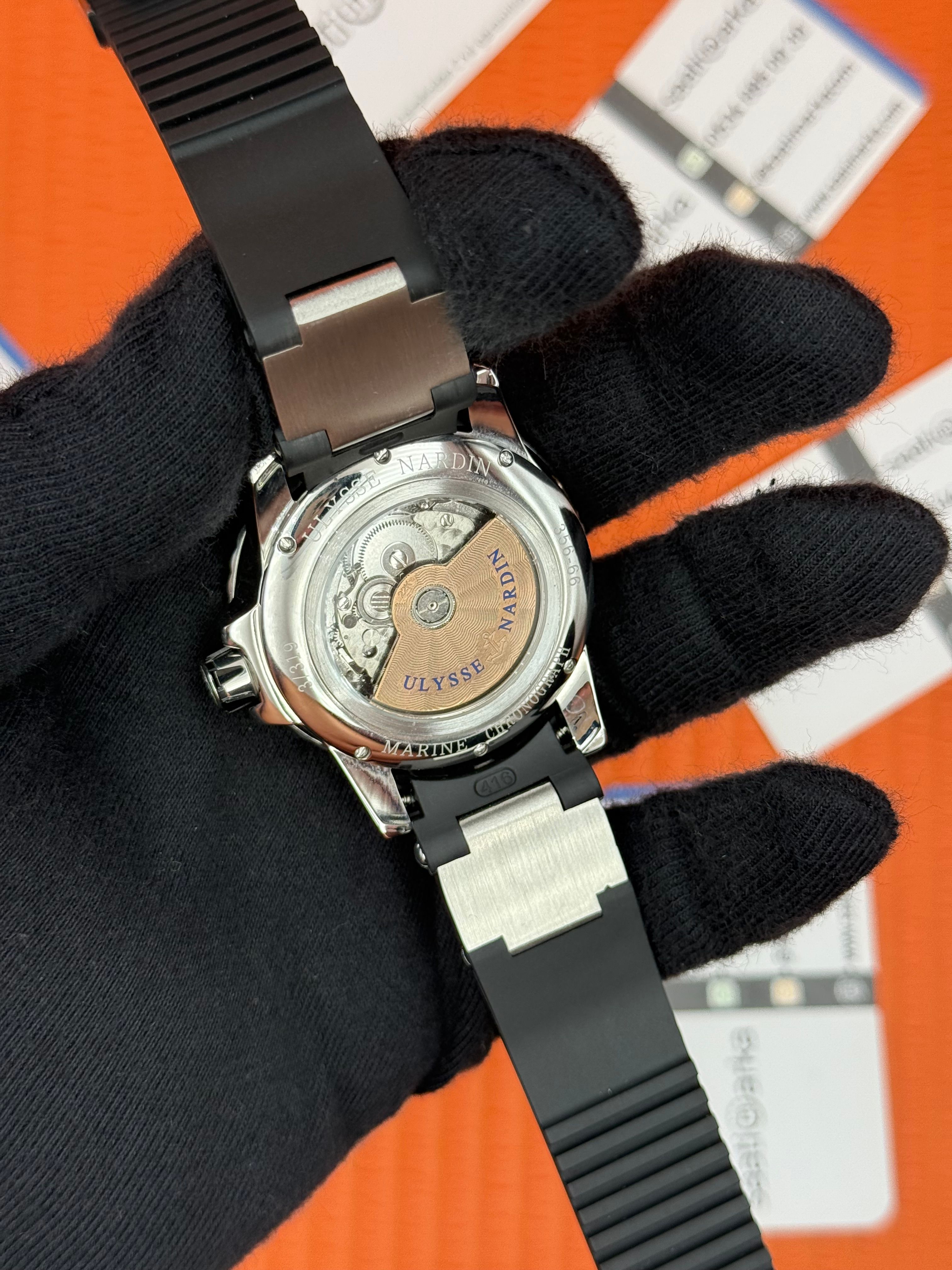 ULYSSE NARDİN MAXİ MARİNE CHRONOMETER SİYAH KORDON KIRMIZI DETAYLI