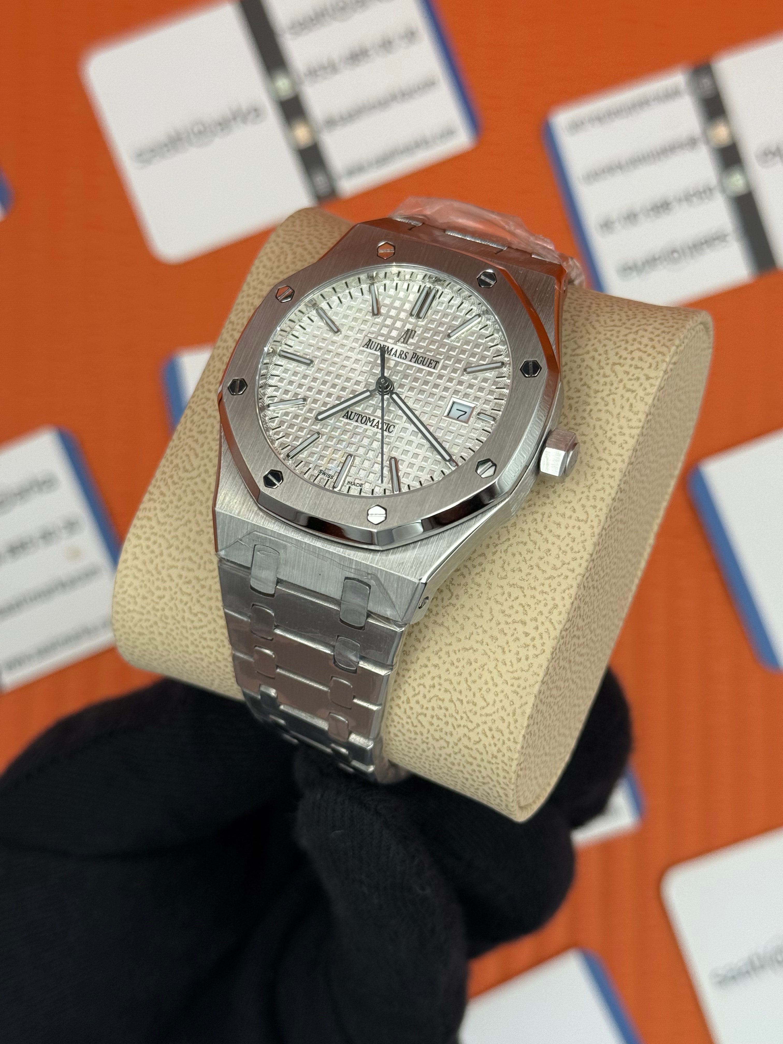 AUDEMARS PİGUET ROYAL OAK BEYAZ KADRAN SİLVER KASA KORDON AUTOMATİK MEKANİZMA