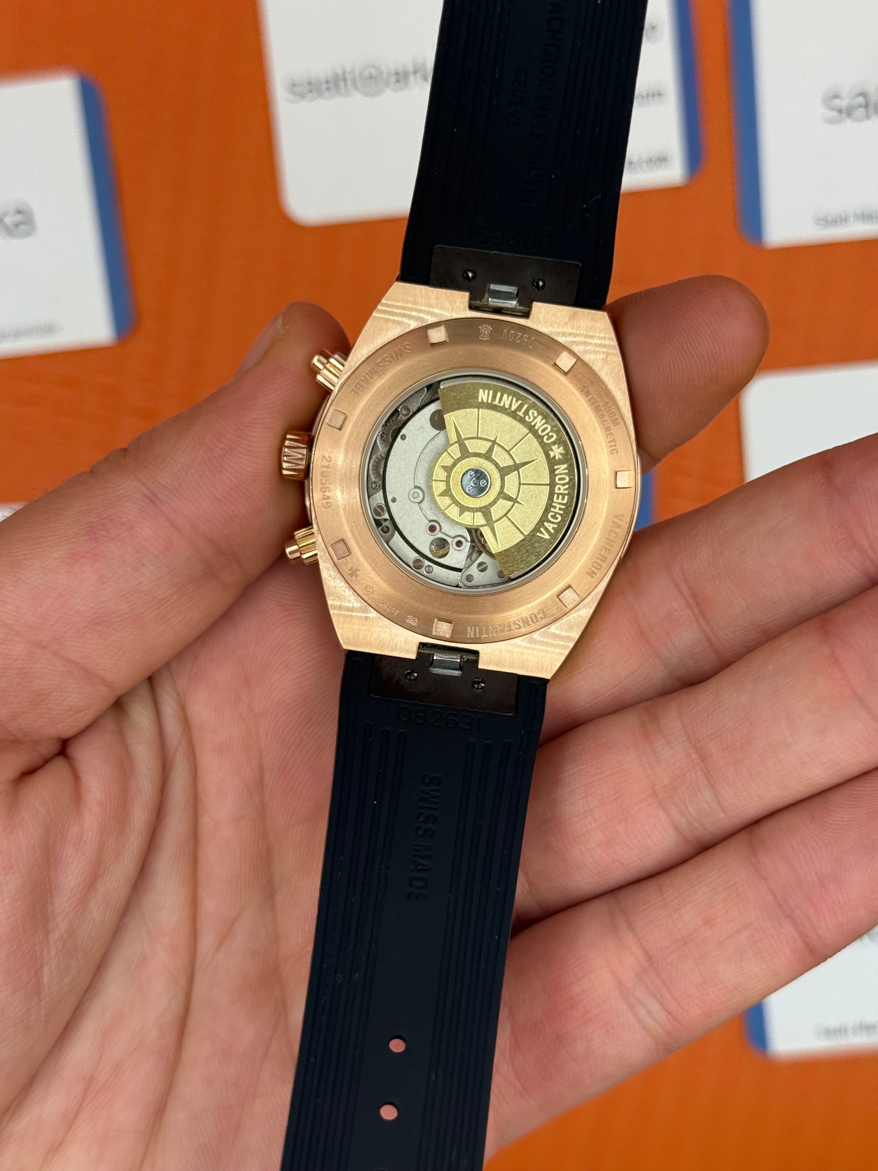 VACHERON CONSTANTIN overseas chronograph siyah kadran rose kasa siyah kauçuk kordon erkek kol saati