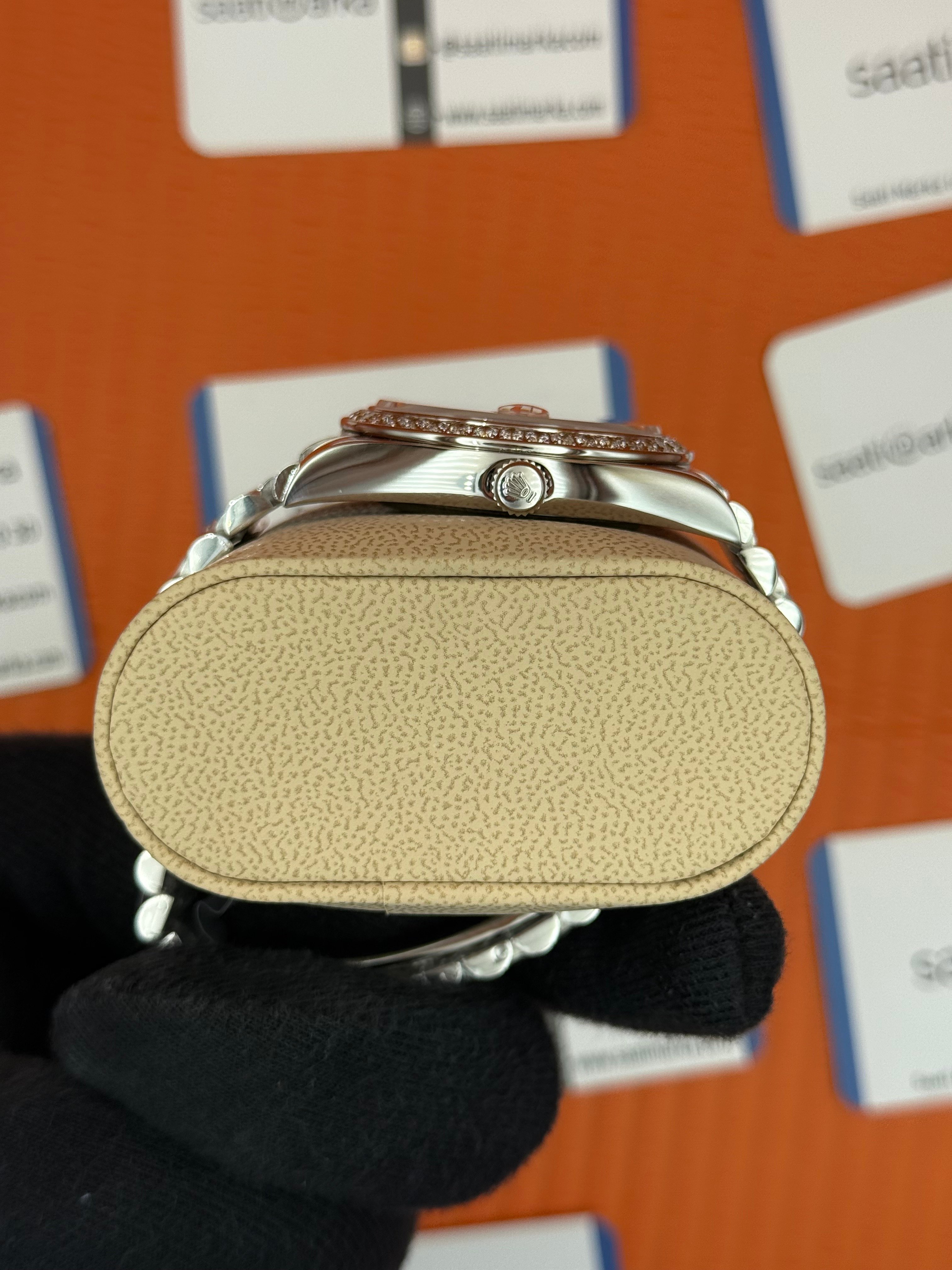 ROLEX Day Date taşlı bezel-kardan silver president kordon