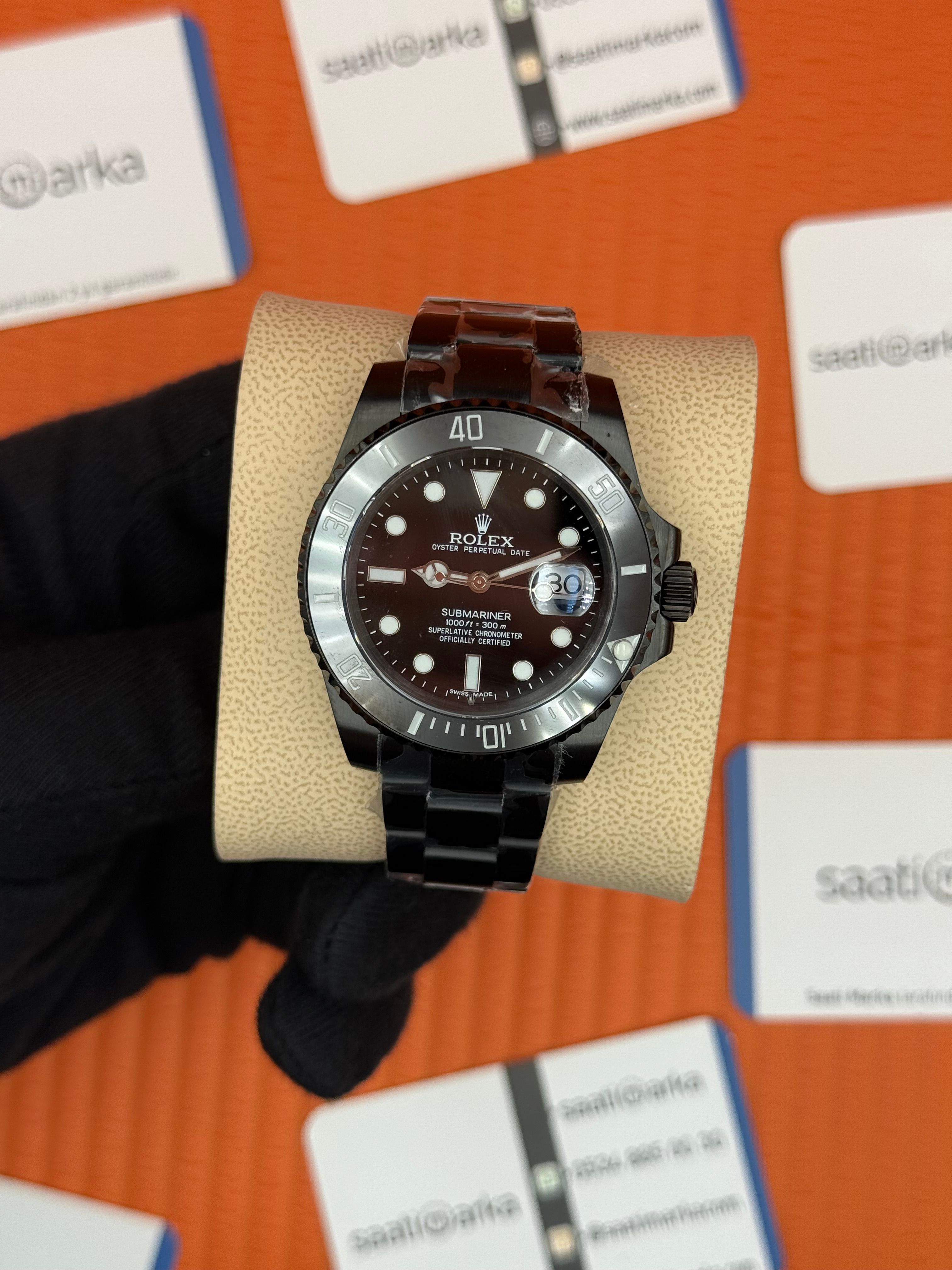 ROLEX Submariner oyster siyah kordon-kasa date