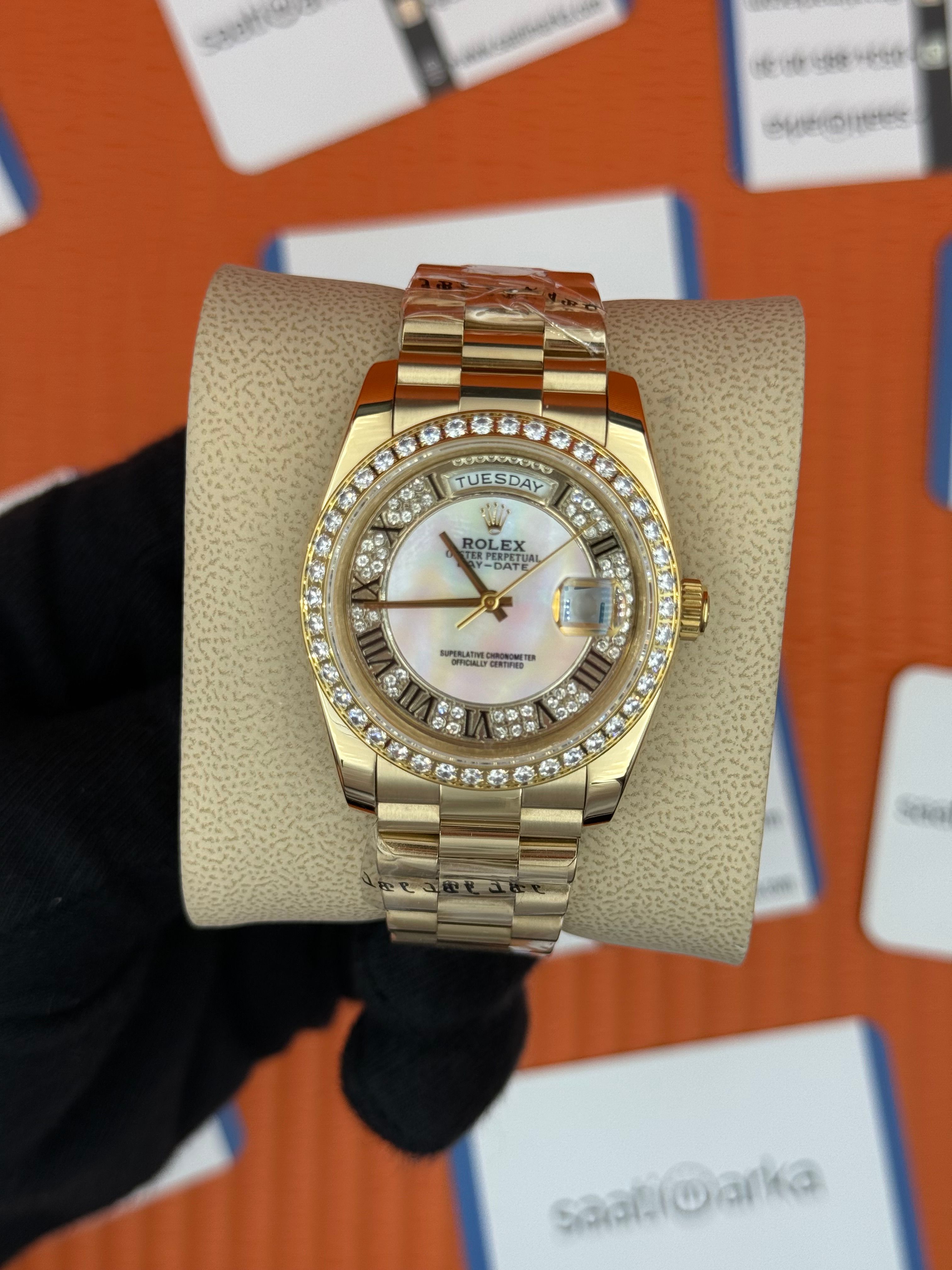 ROLEX day date 36mm taşlı bkadran president kordon gold renk