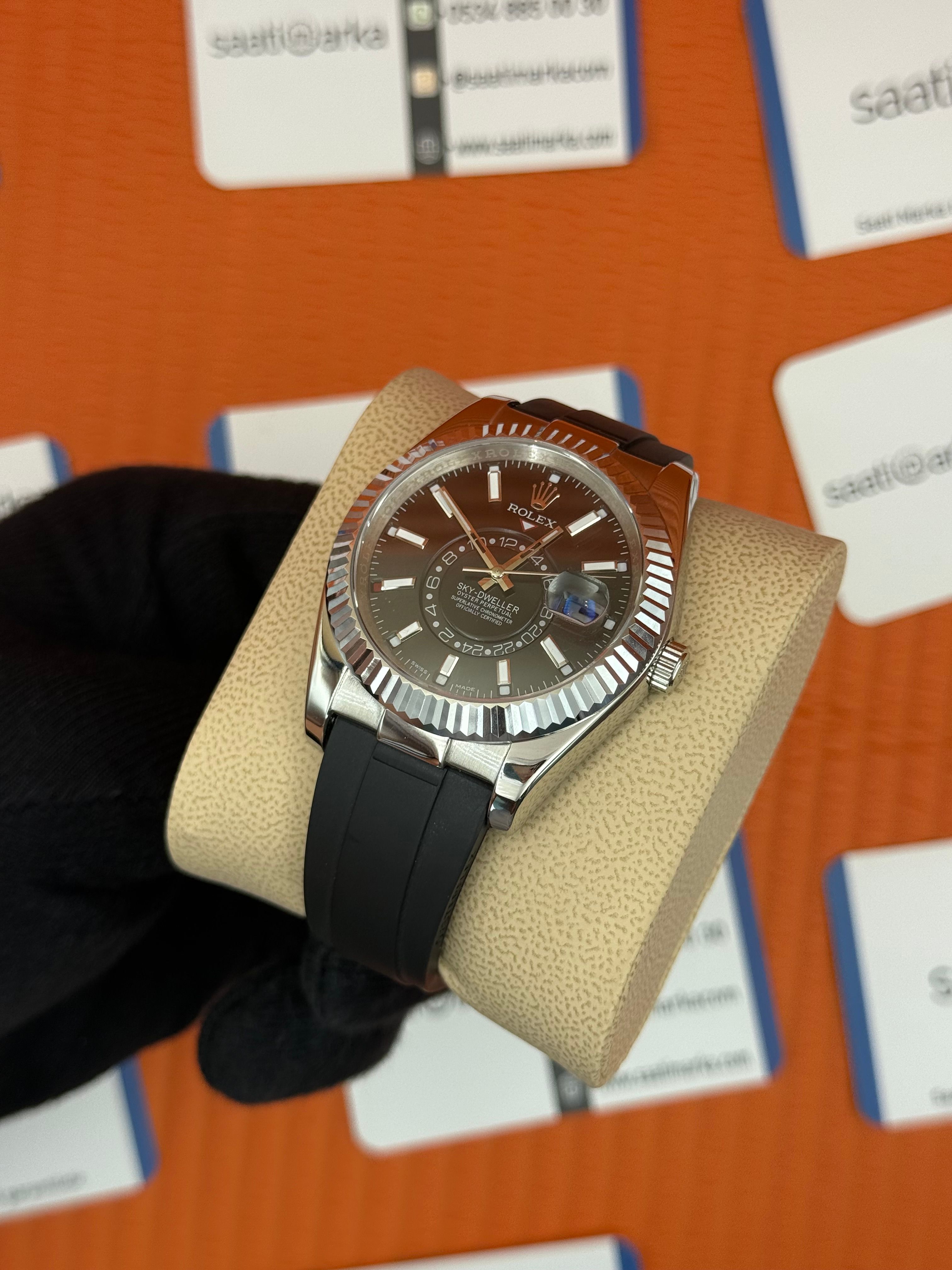 ROLEX Sky Dweller black dial silver kasa siyah kauçuk kordon