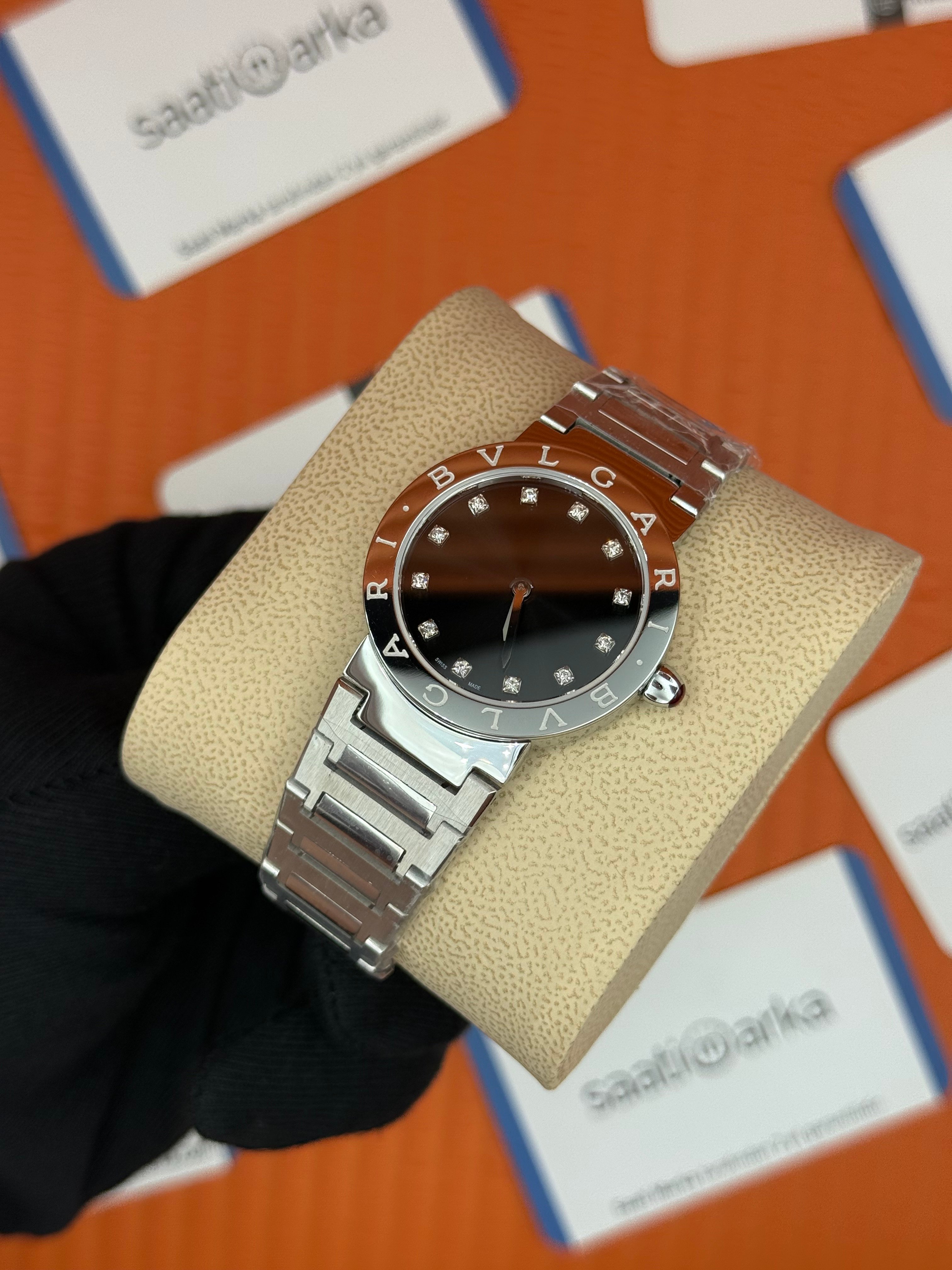 BVLGARI siyah baget taşlı kadran silver kasa kordon kadın kol saati