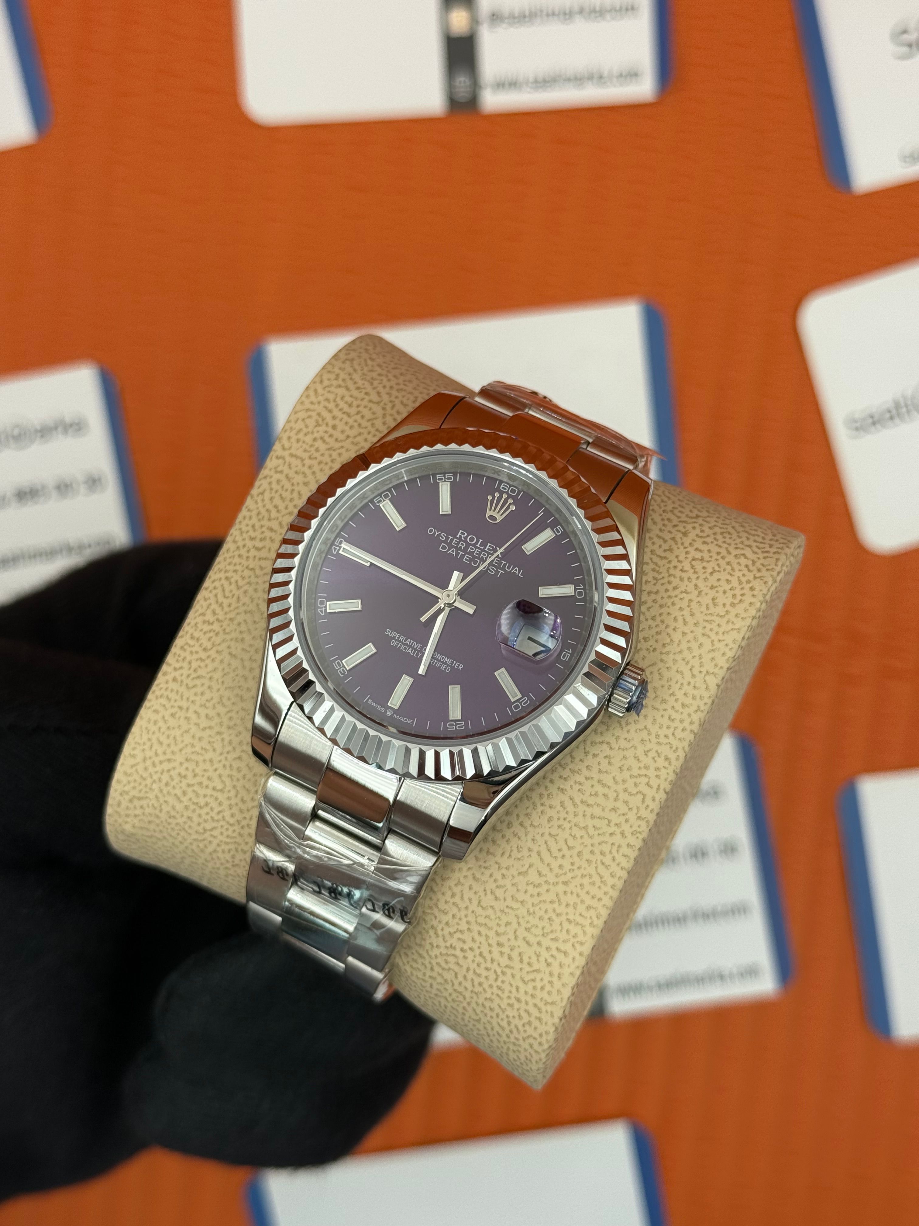 ROLEX Datejust cherry dial silver oyster kordon