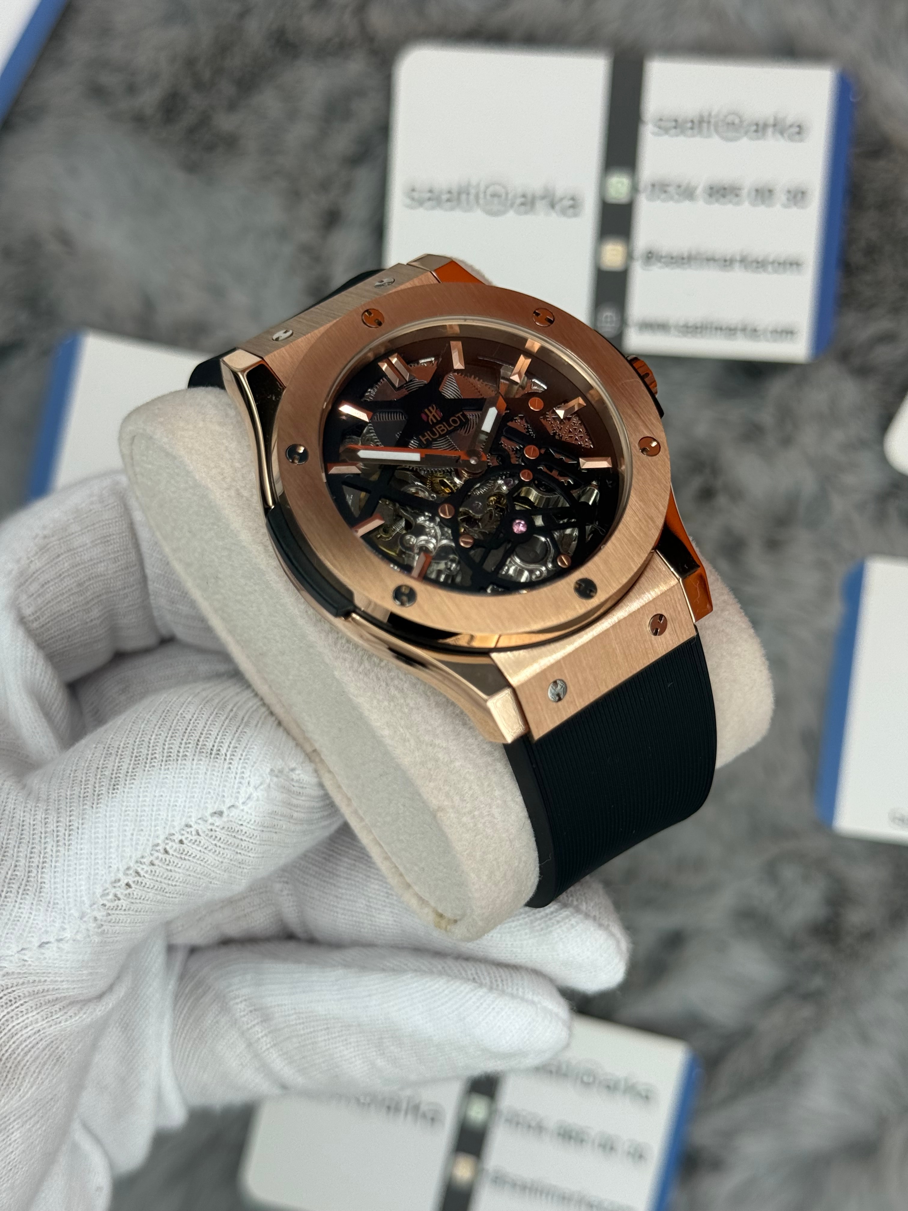 HUBLOT big bang tourbillon 41mm rose kasa siyah kauçuk kordon erkek kol saati