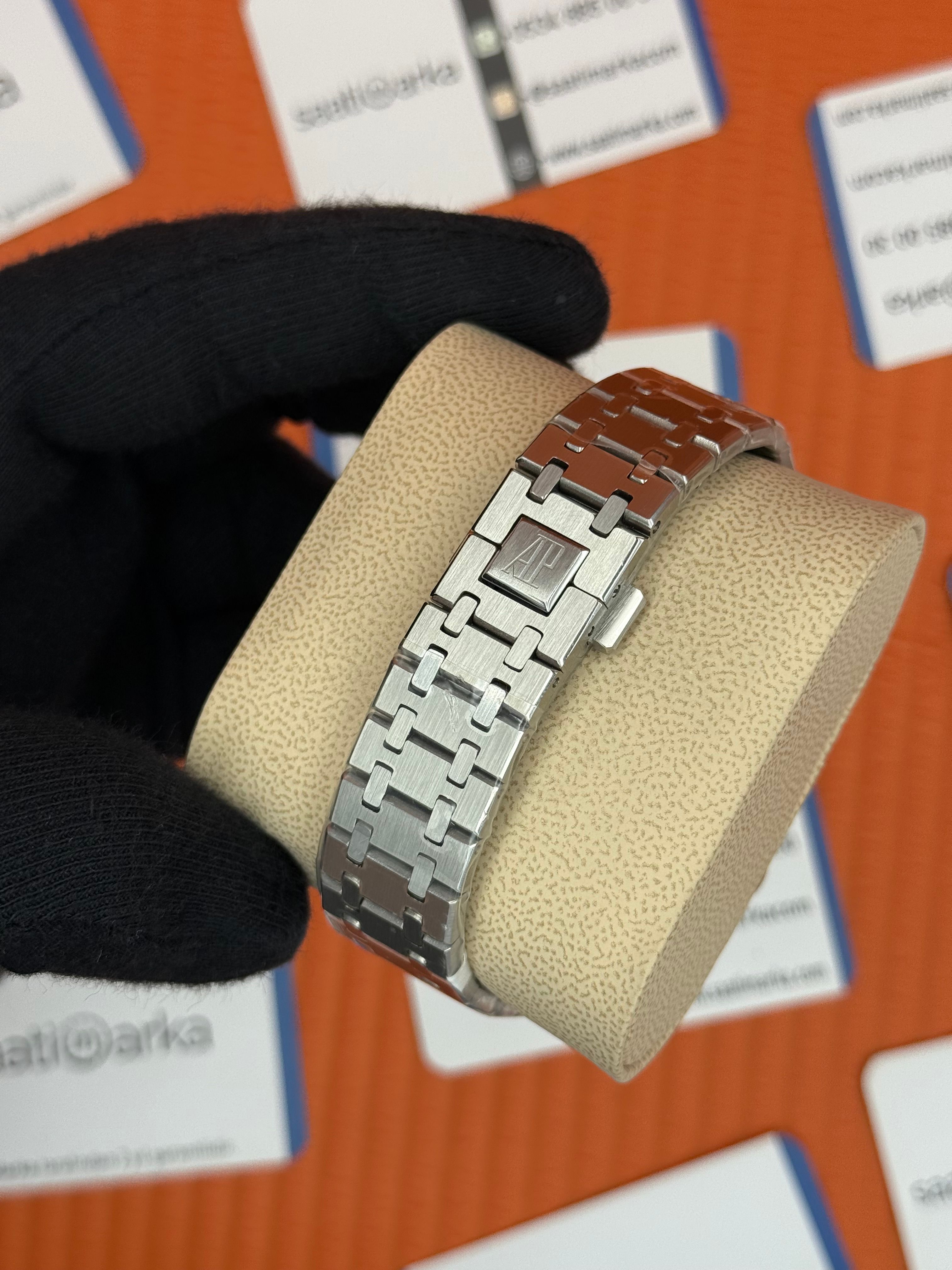 AUDEMARS PİGUET ROYAL OAK CHRONUGRAPH GRİ KADRAN SİLVER KASA-KORDON