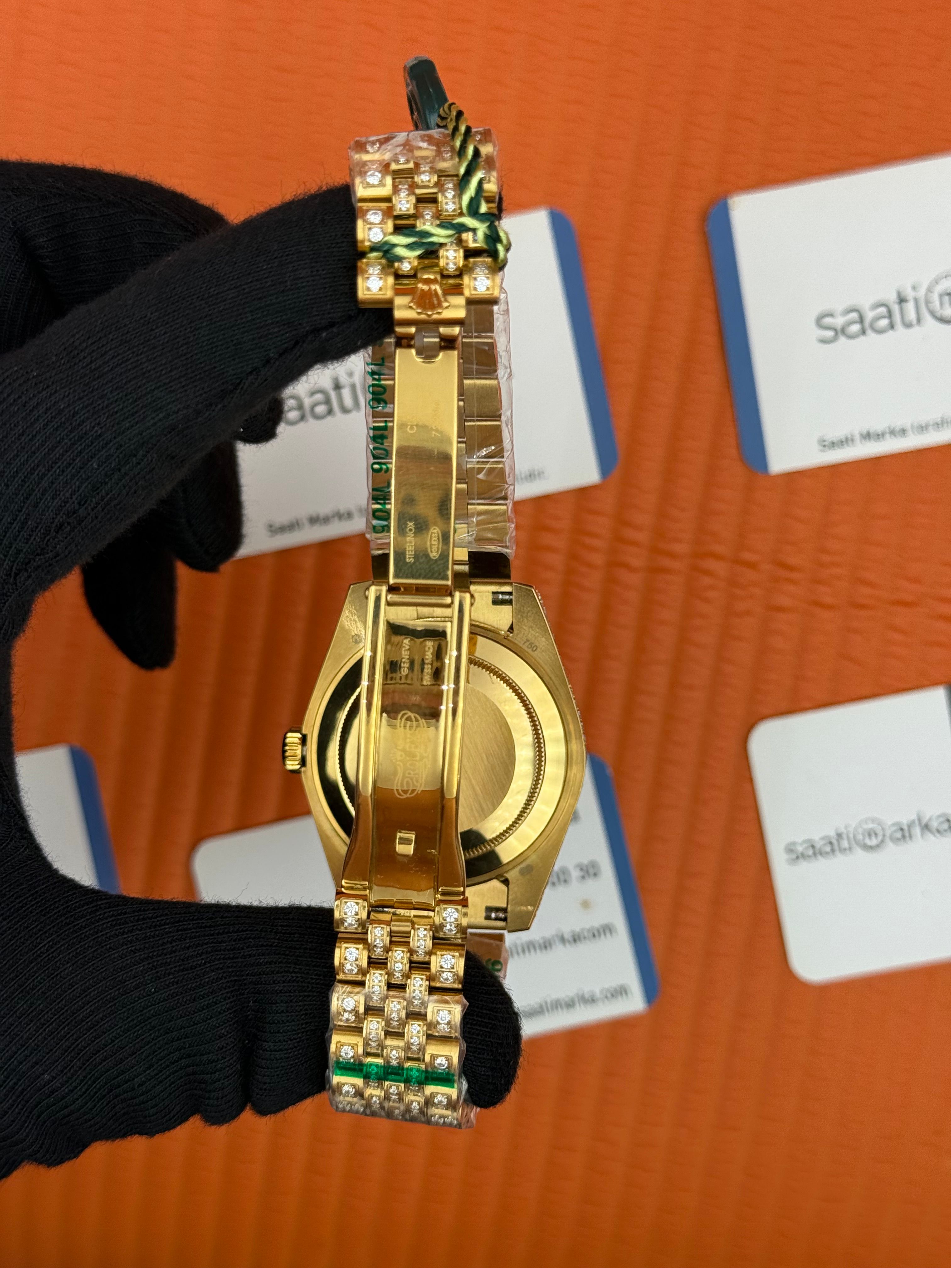 ROLEX Datejust  arabic dial full diamond 41mm gold