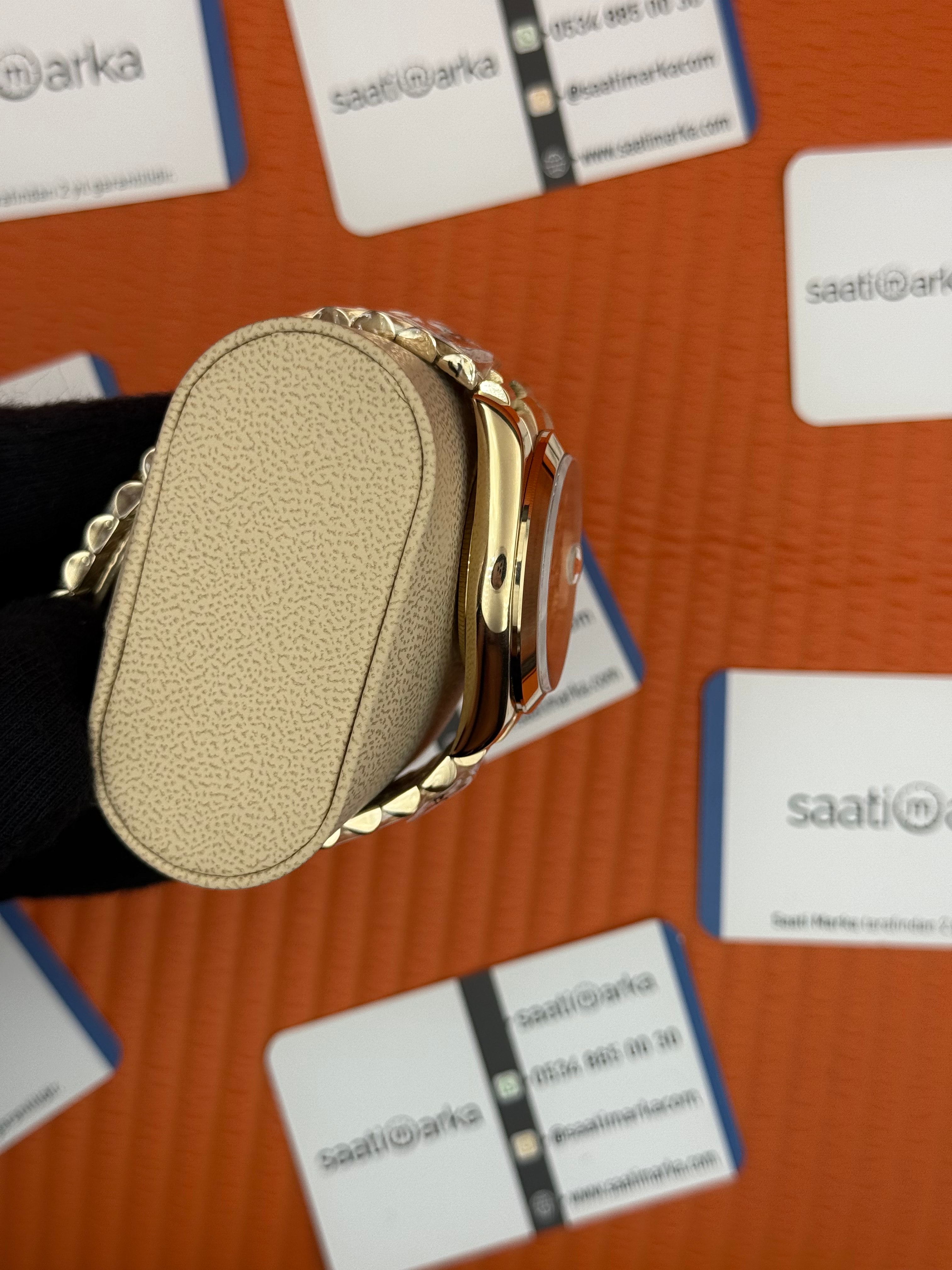 ROLE Day Date roma rakamlı siyah-yeşil kadran president kordon