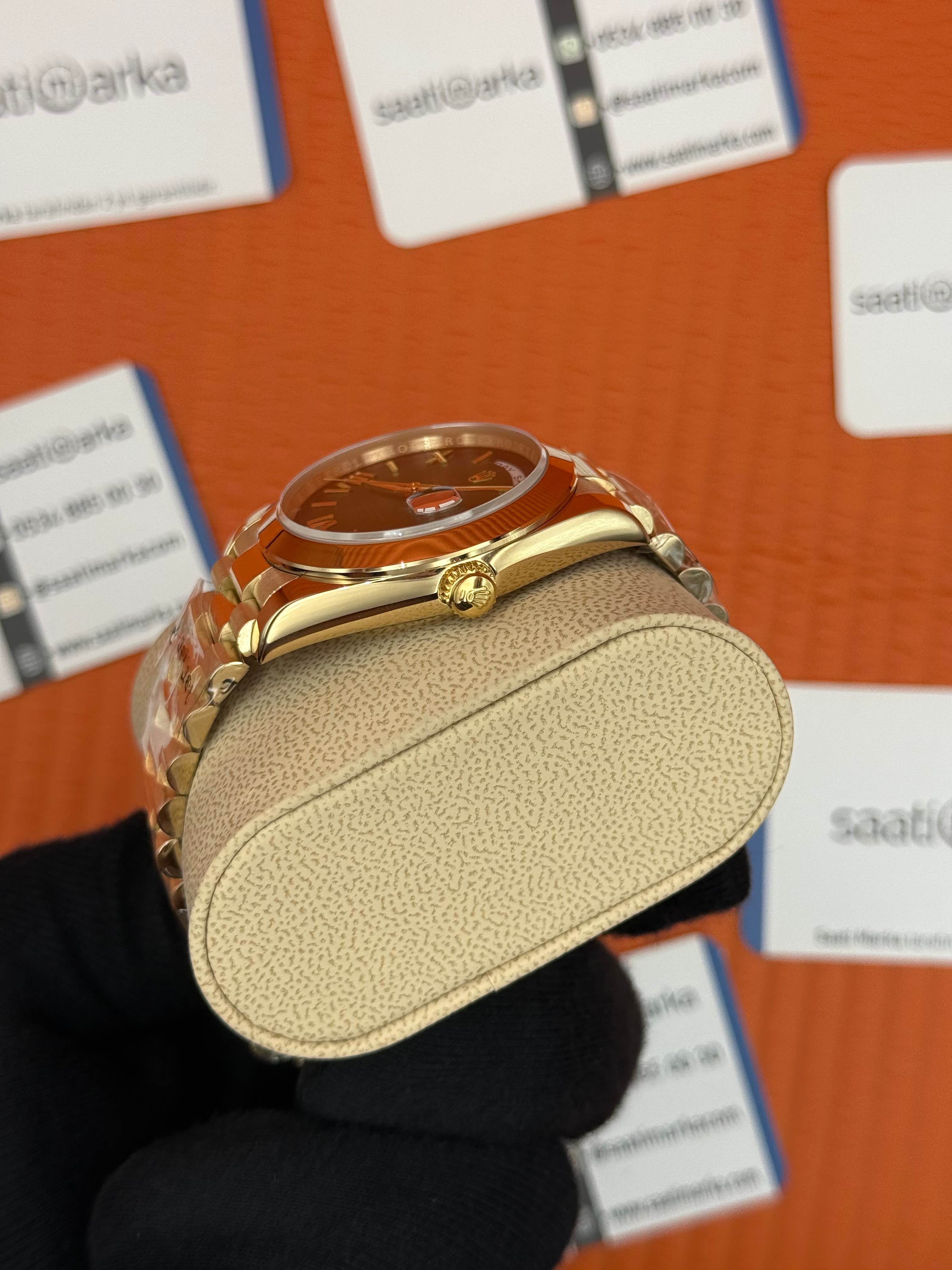 ROLE Day Date roma rakamlı siyah-yeşil kadran president kordon